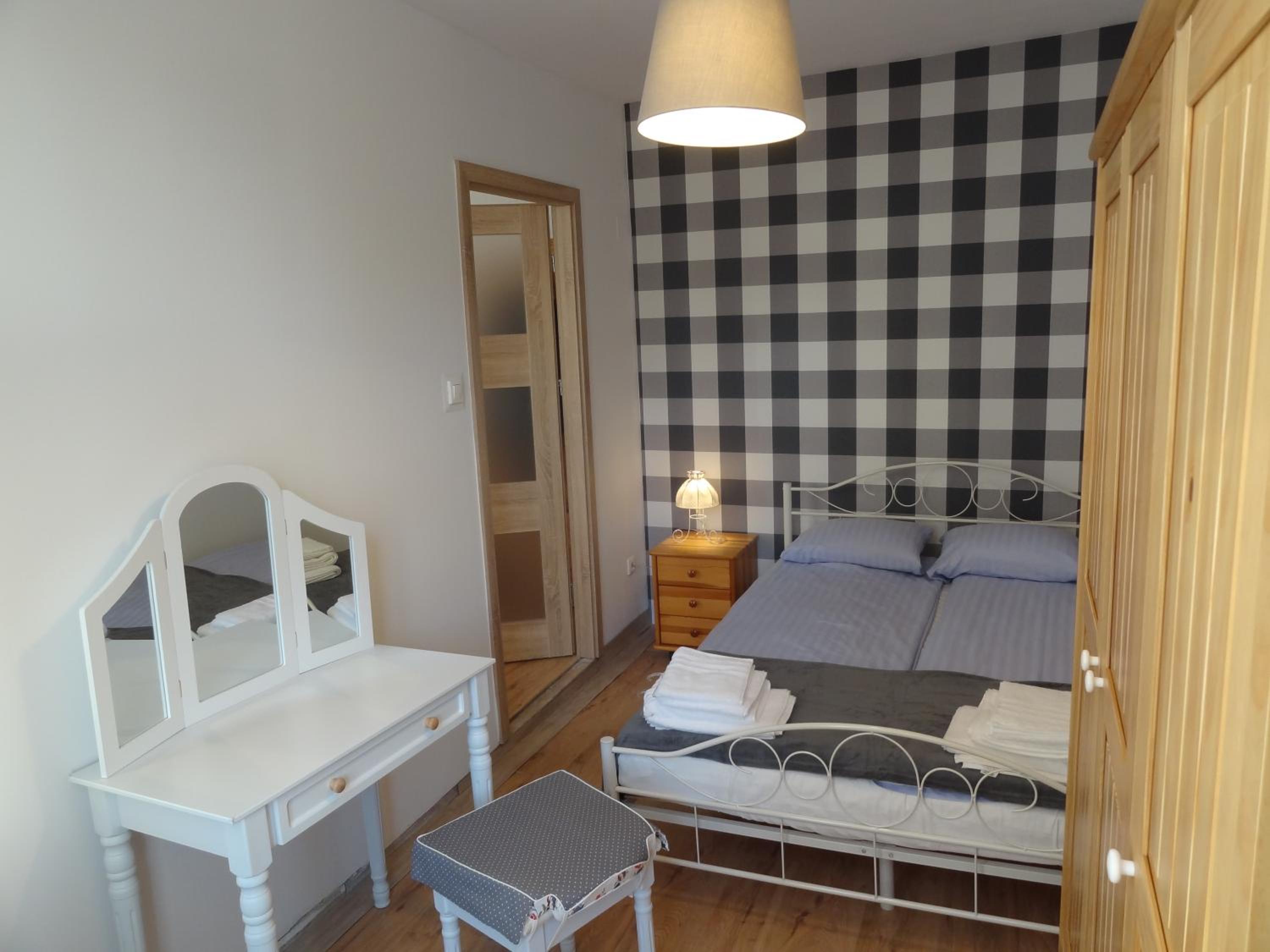 One-Bedroom Apartment - Photo 26