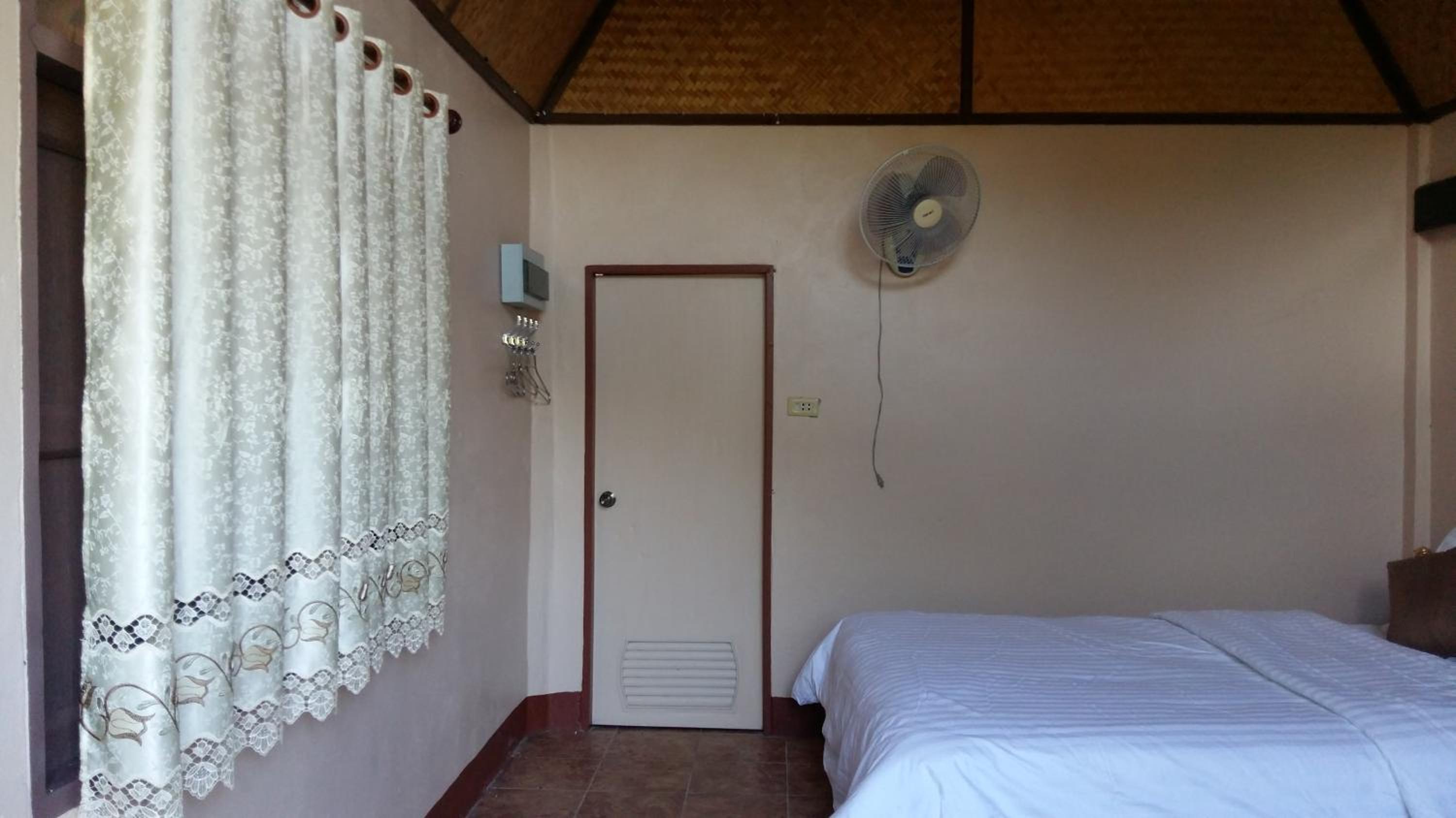 King Room with Two King Beds photo 3