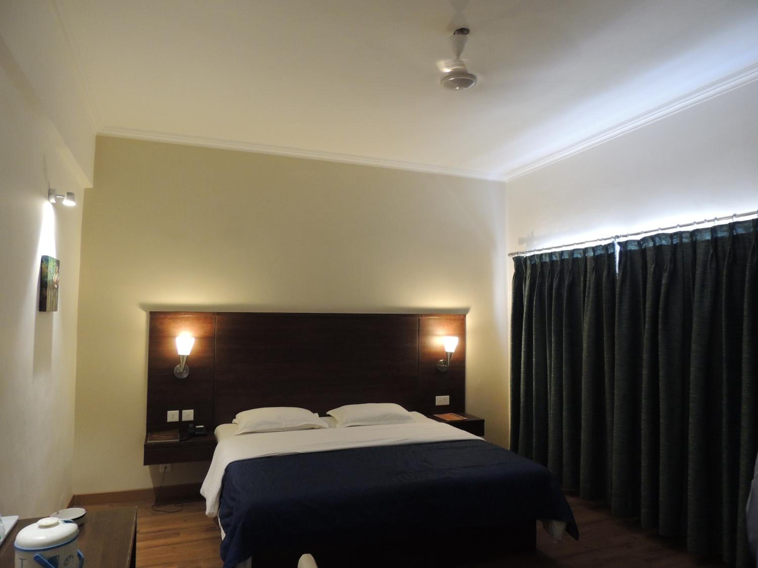Executive Double Room - Photo 9