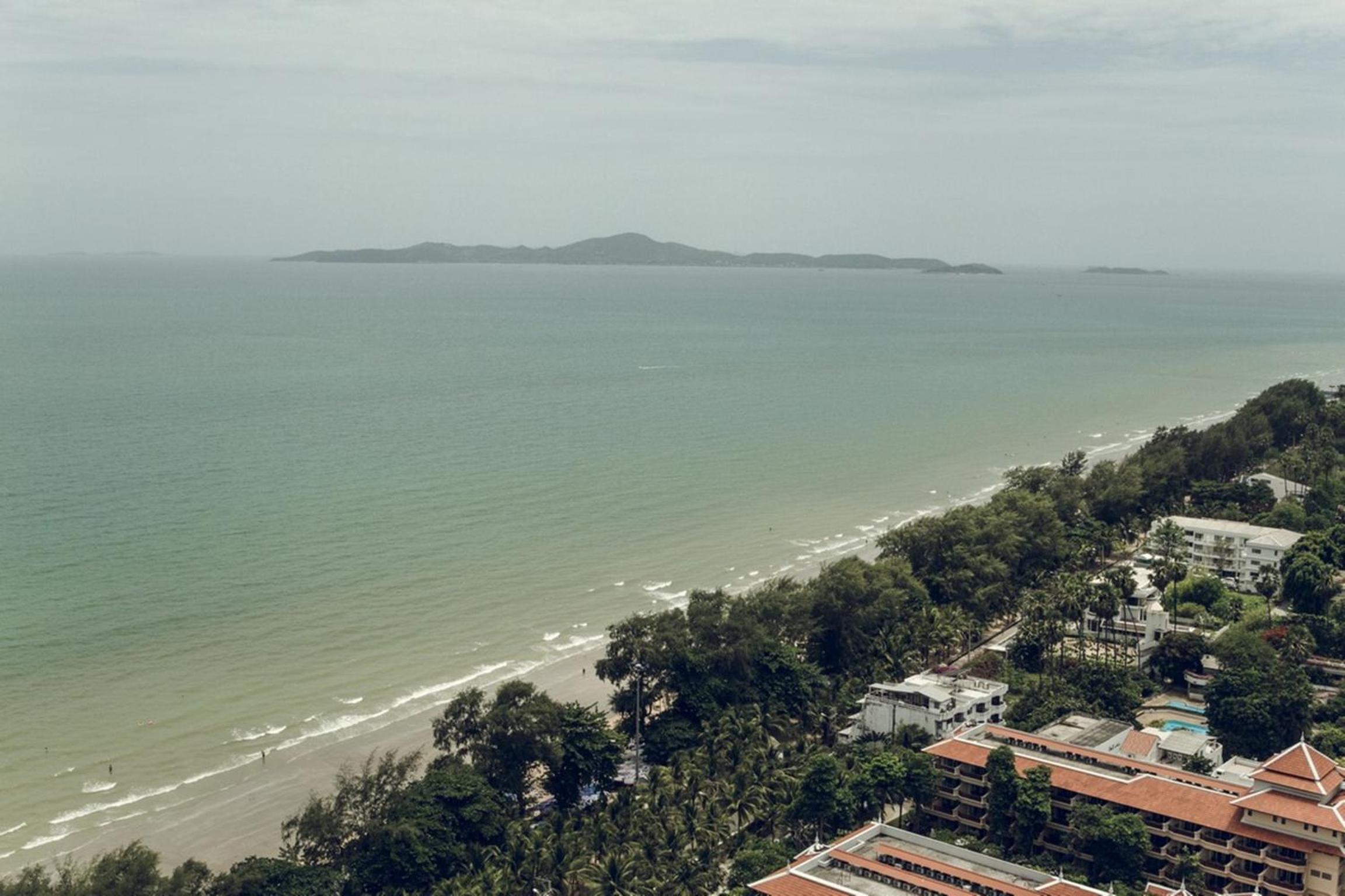 One-Bedroom Suite with Sea View photo 1