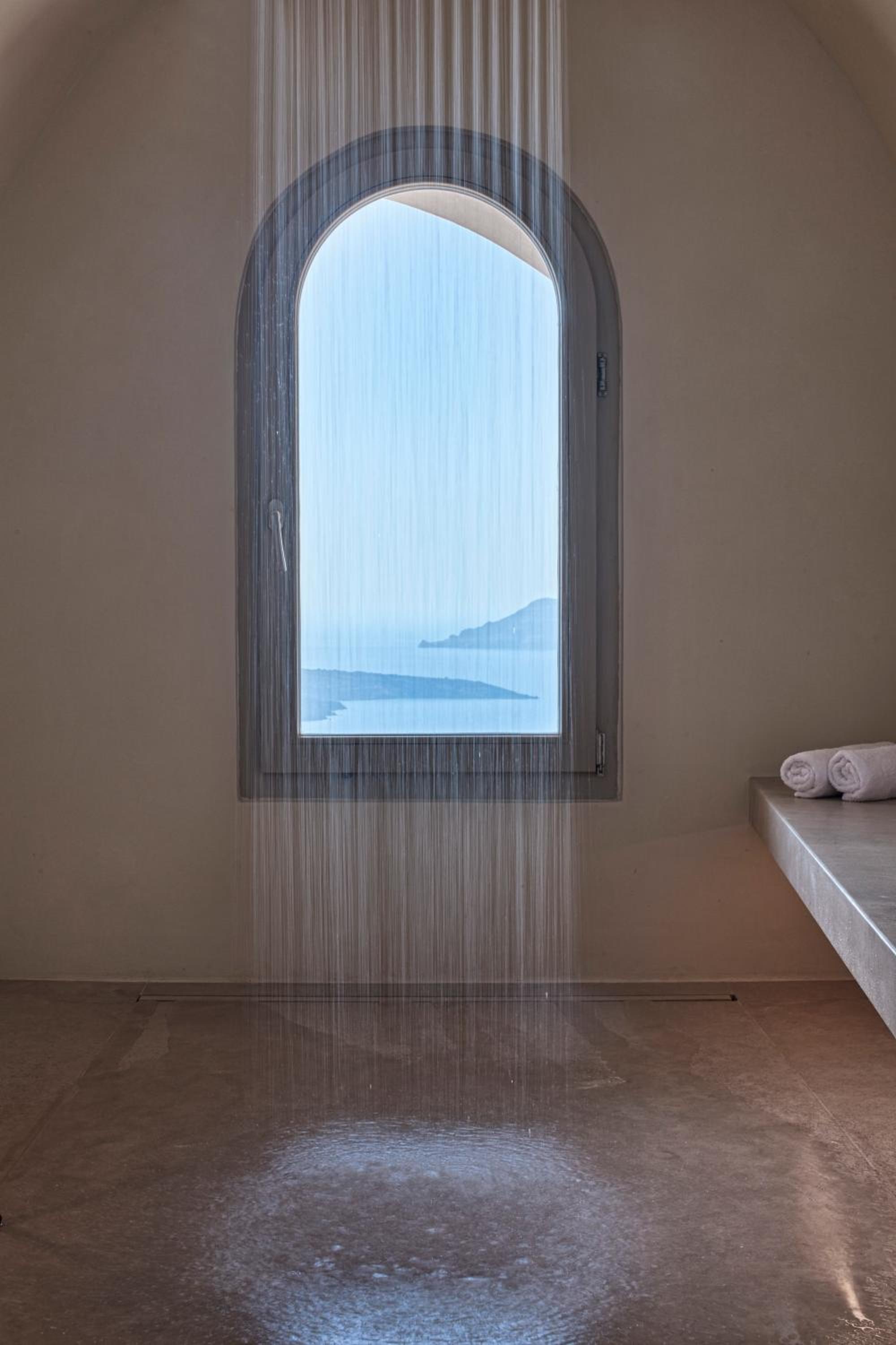 Aqua Suite with Private Plunge Pool and Caldera View - Photo 12