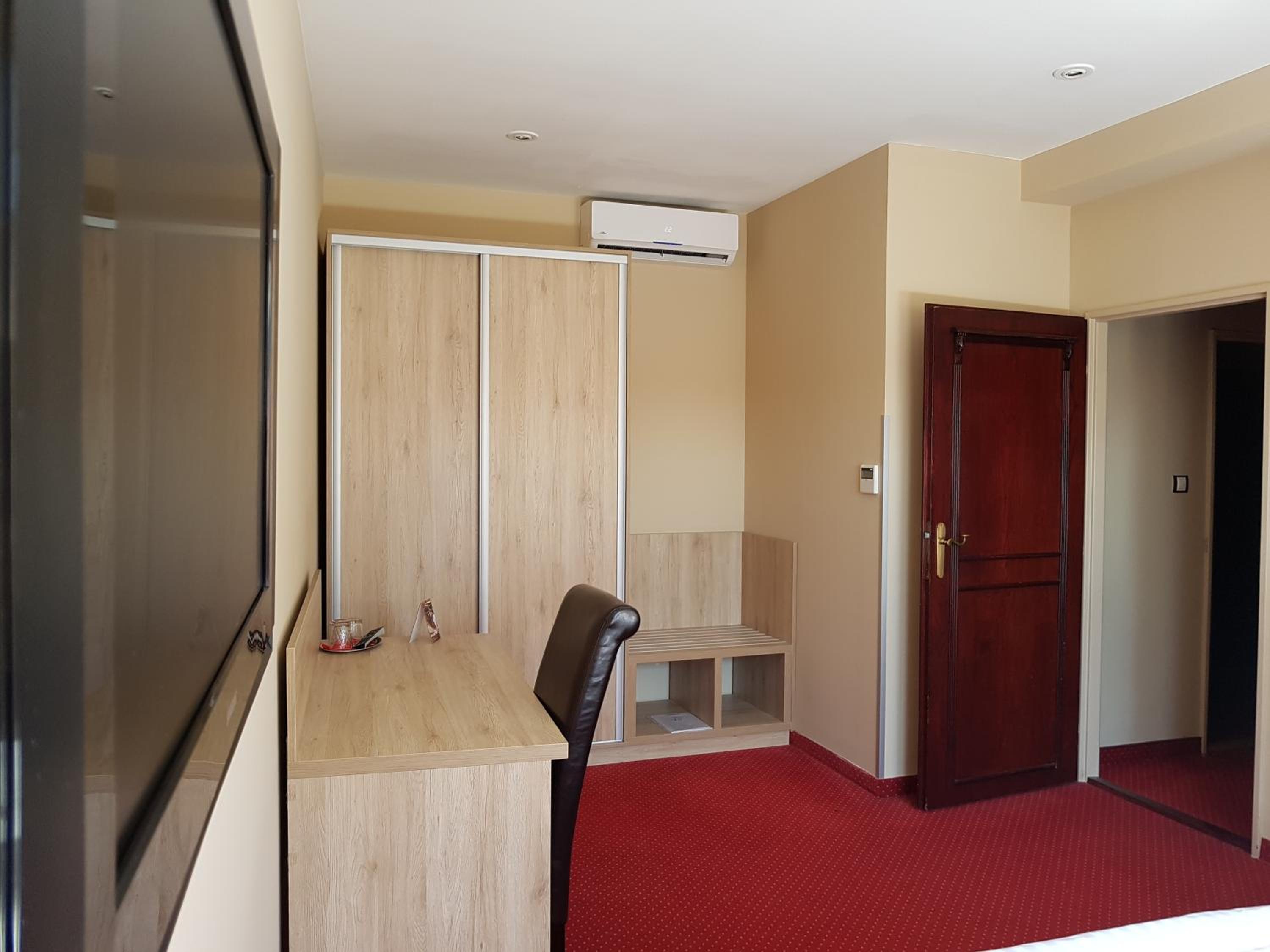 Standard Double Room - Photo 1