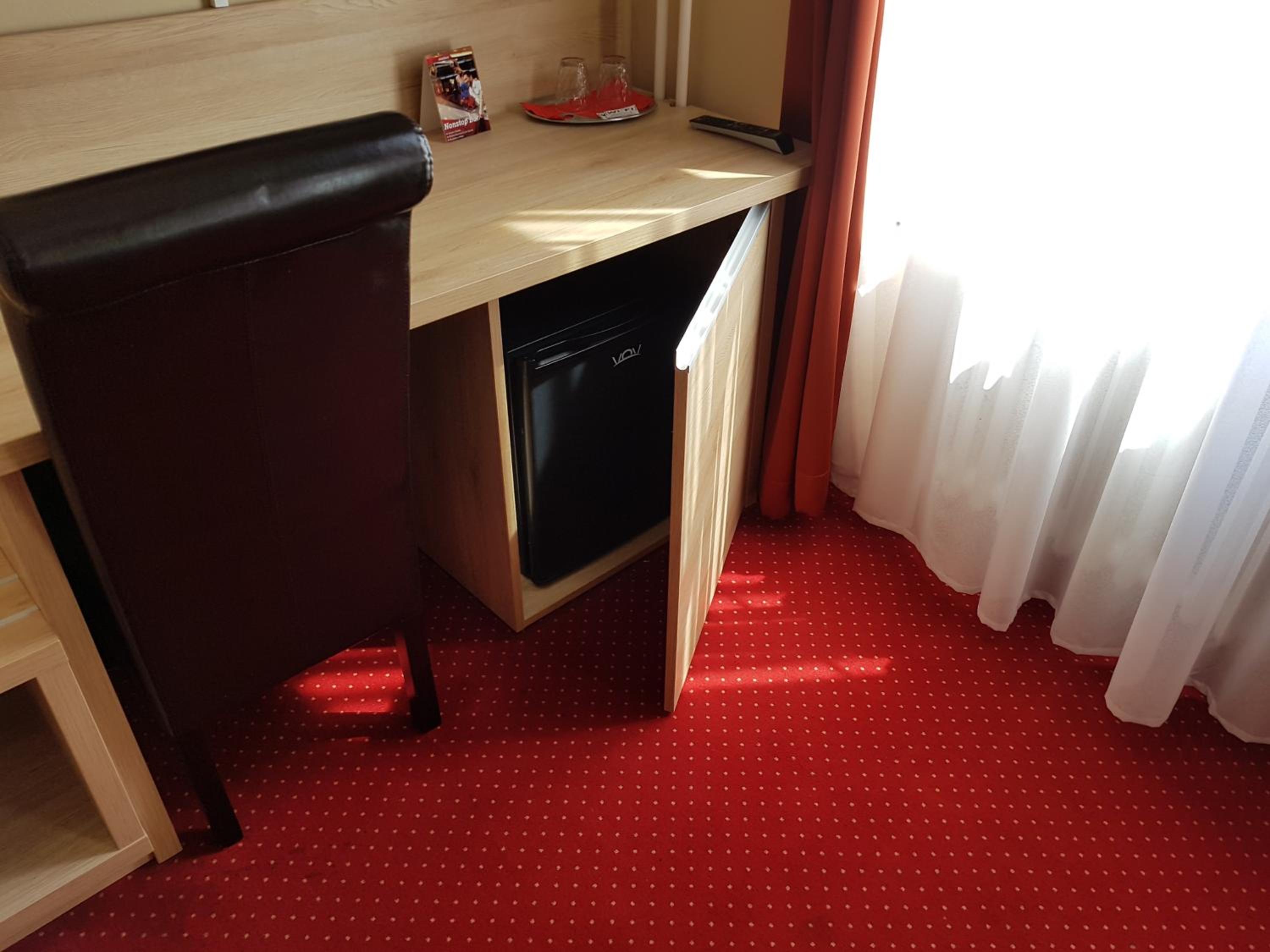 Standard Double Room - Photo 4