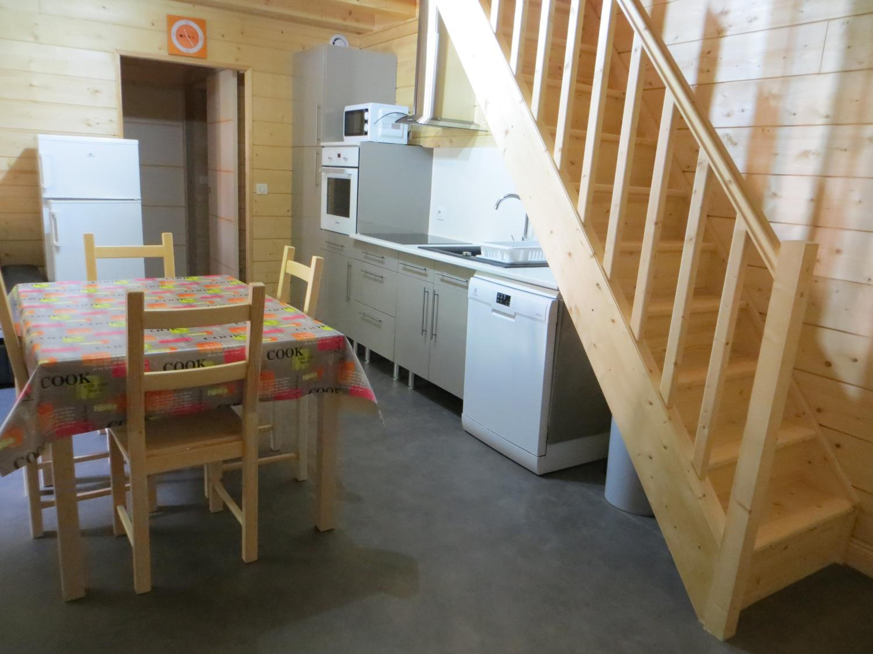 Apartment with Mountain View photo 3