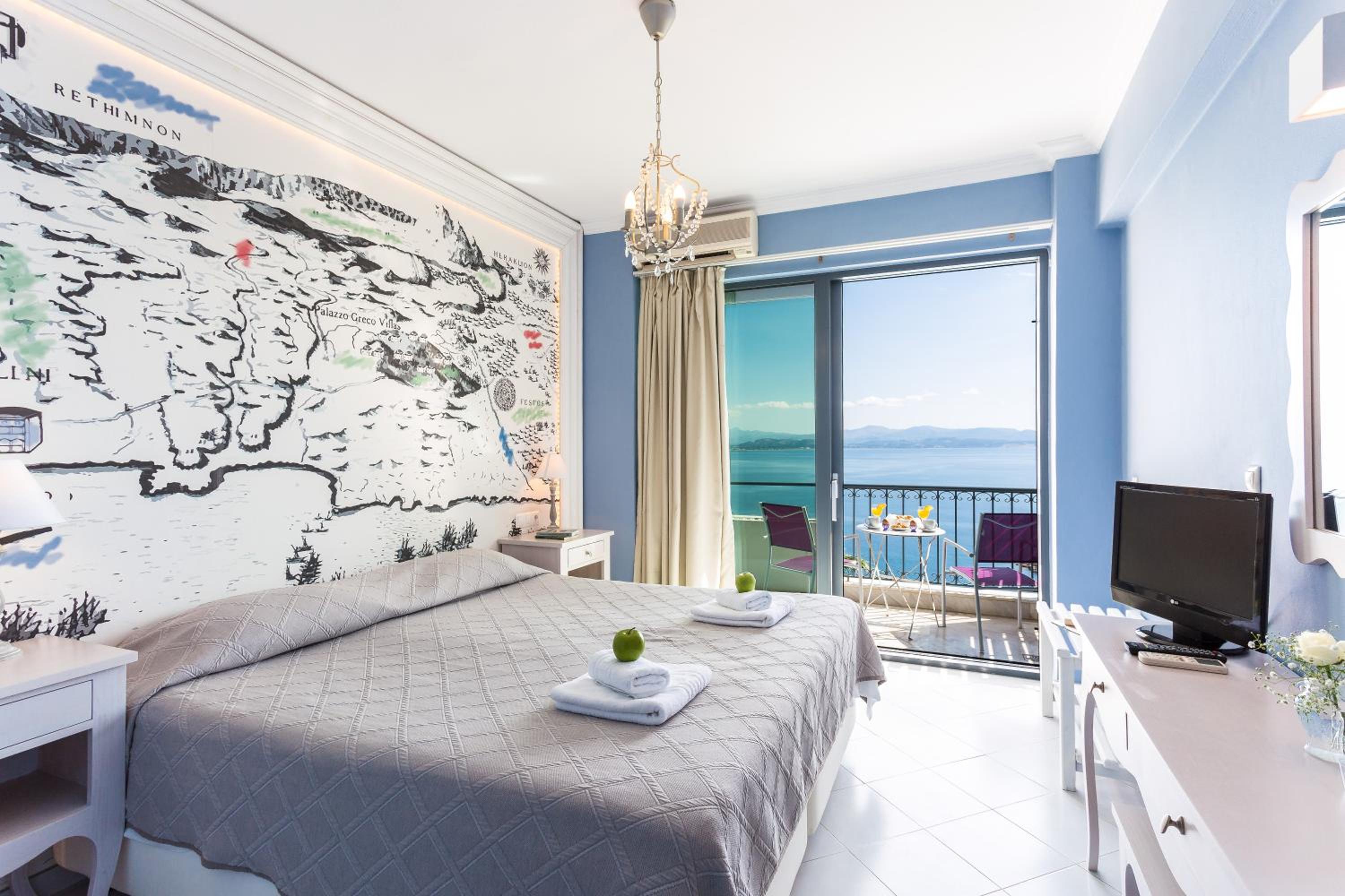 Double or Twin Room with Sea View
