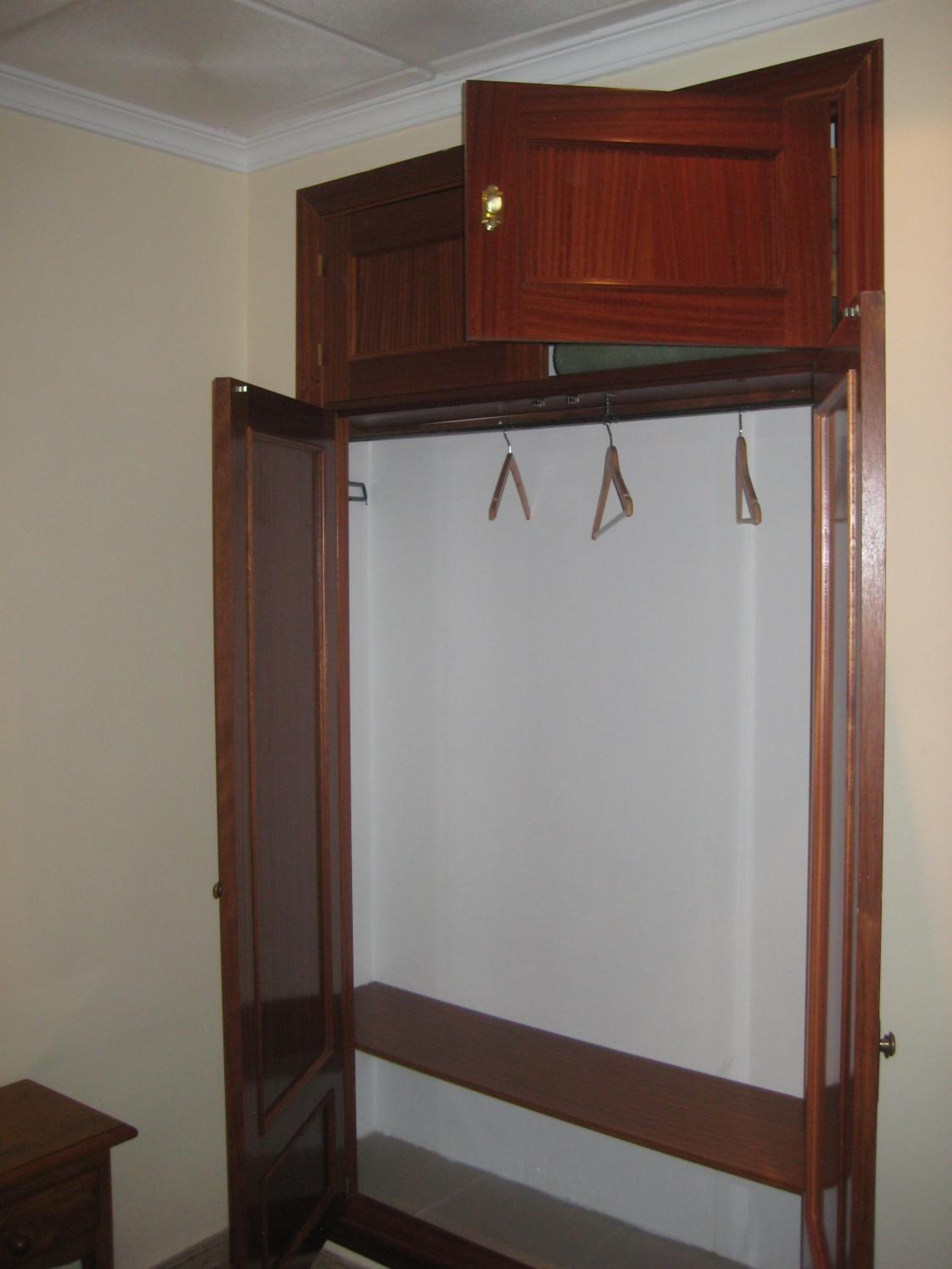 Double Room - Photo 8