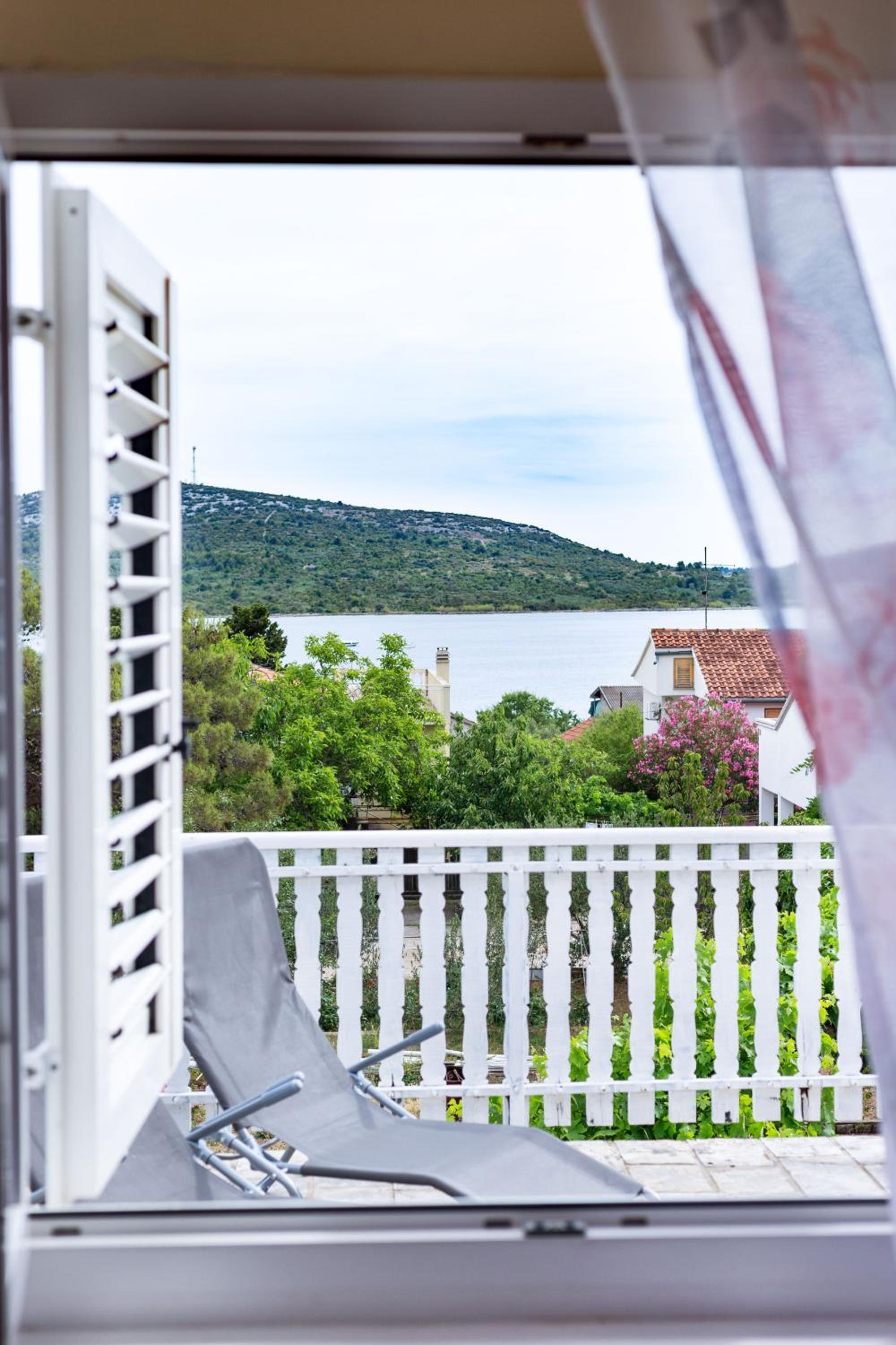 Apartment with Sea View - Photo 42