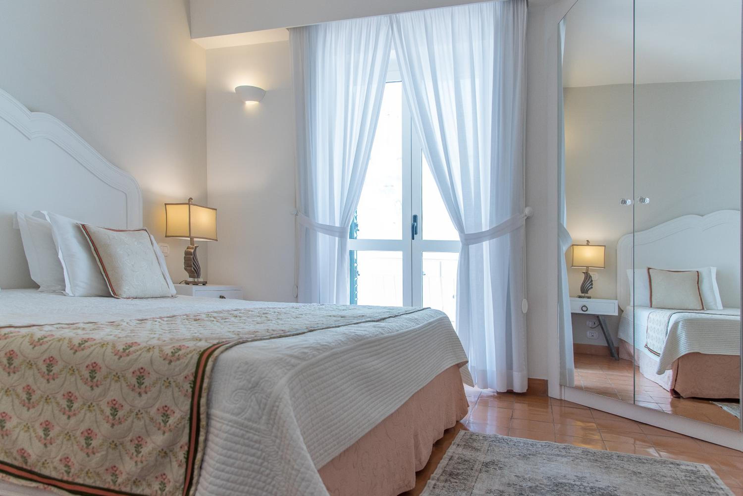Classic Double or Twin Room - Photo 4