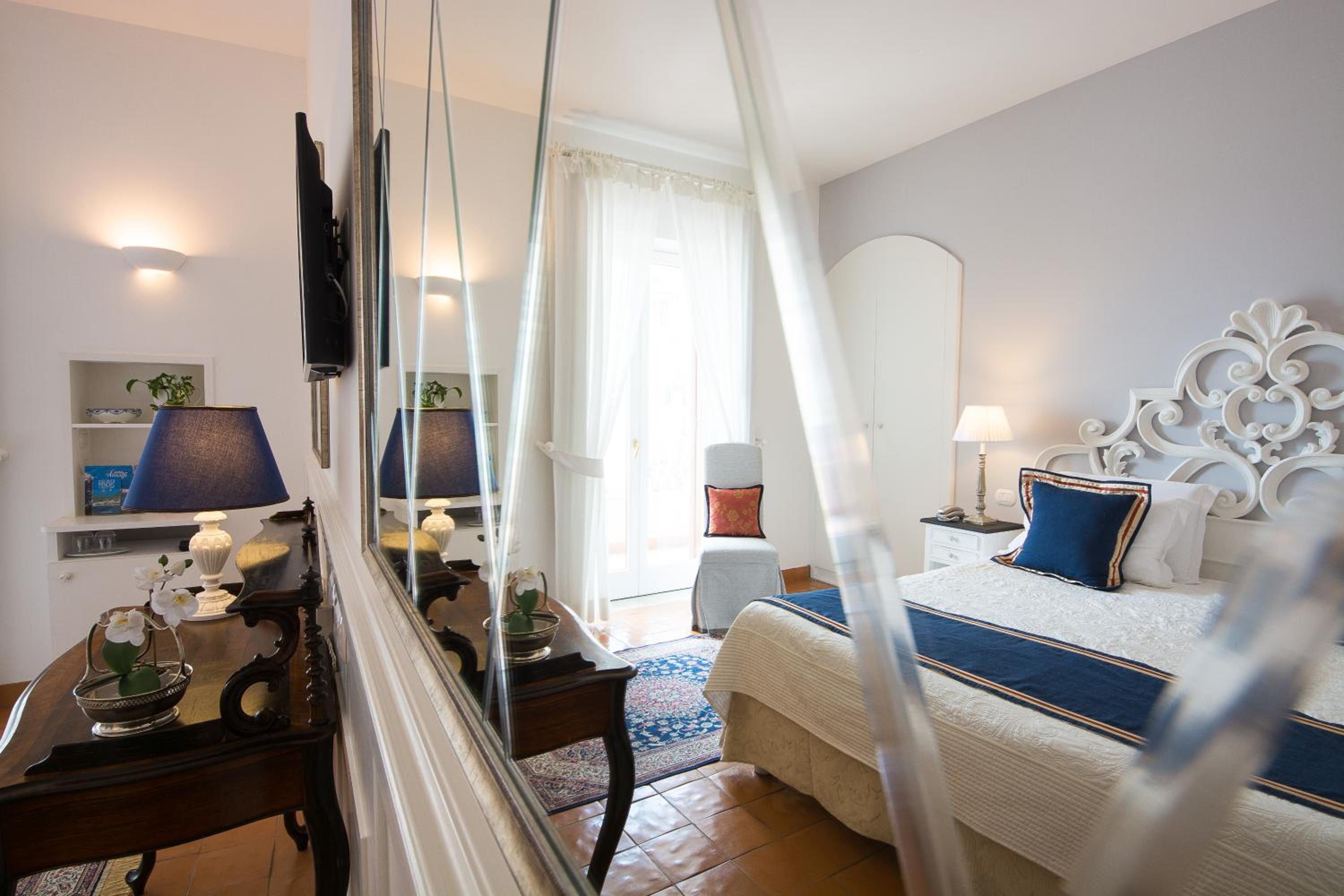 Superior Double or Twin Room with Balcony - Photo 5