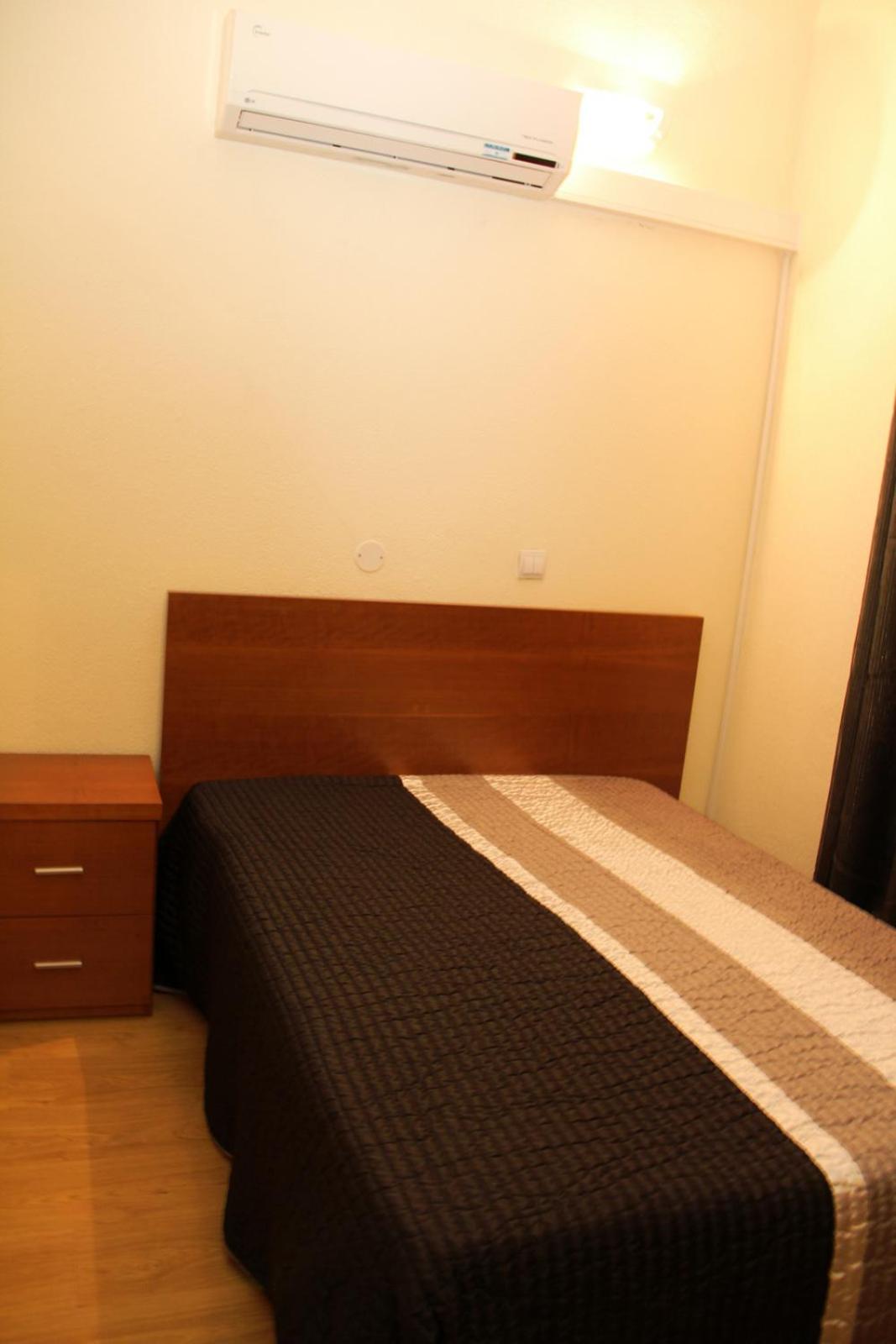 Double Room - Photo 5