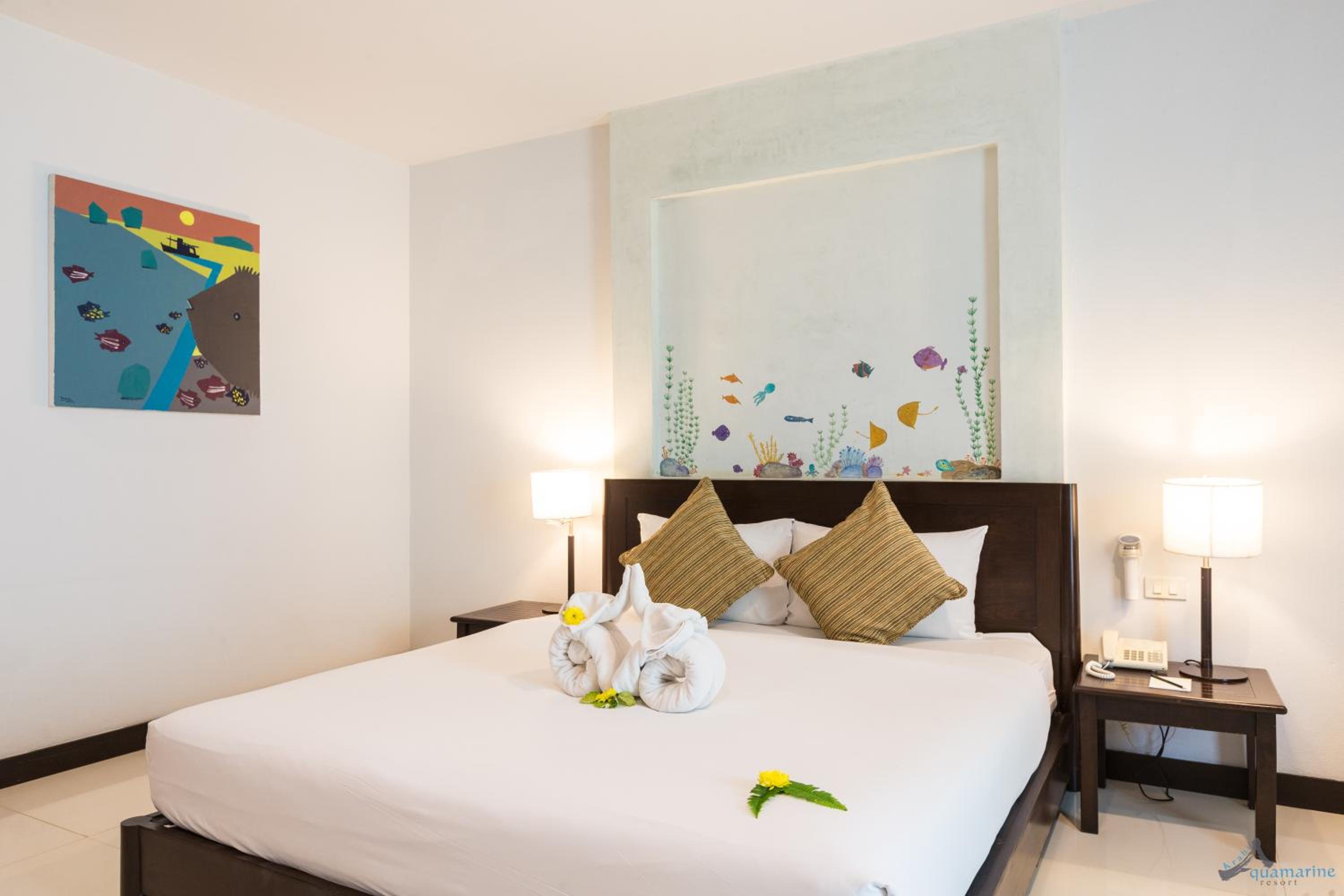 Deluxe Double or Twin Room - Photo 7