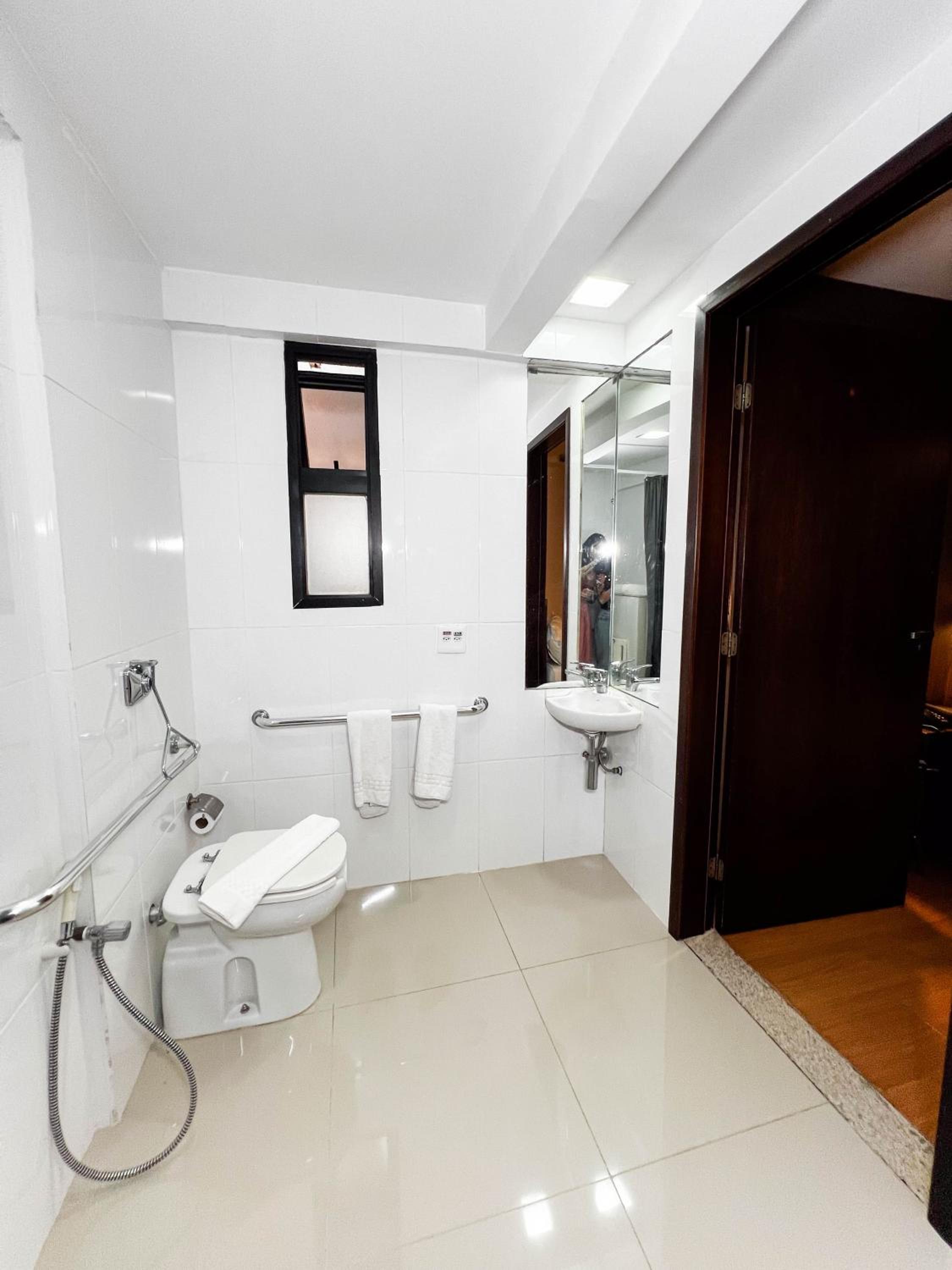 Queen Room with Two Queen Beds - Disability Access