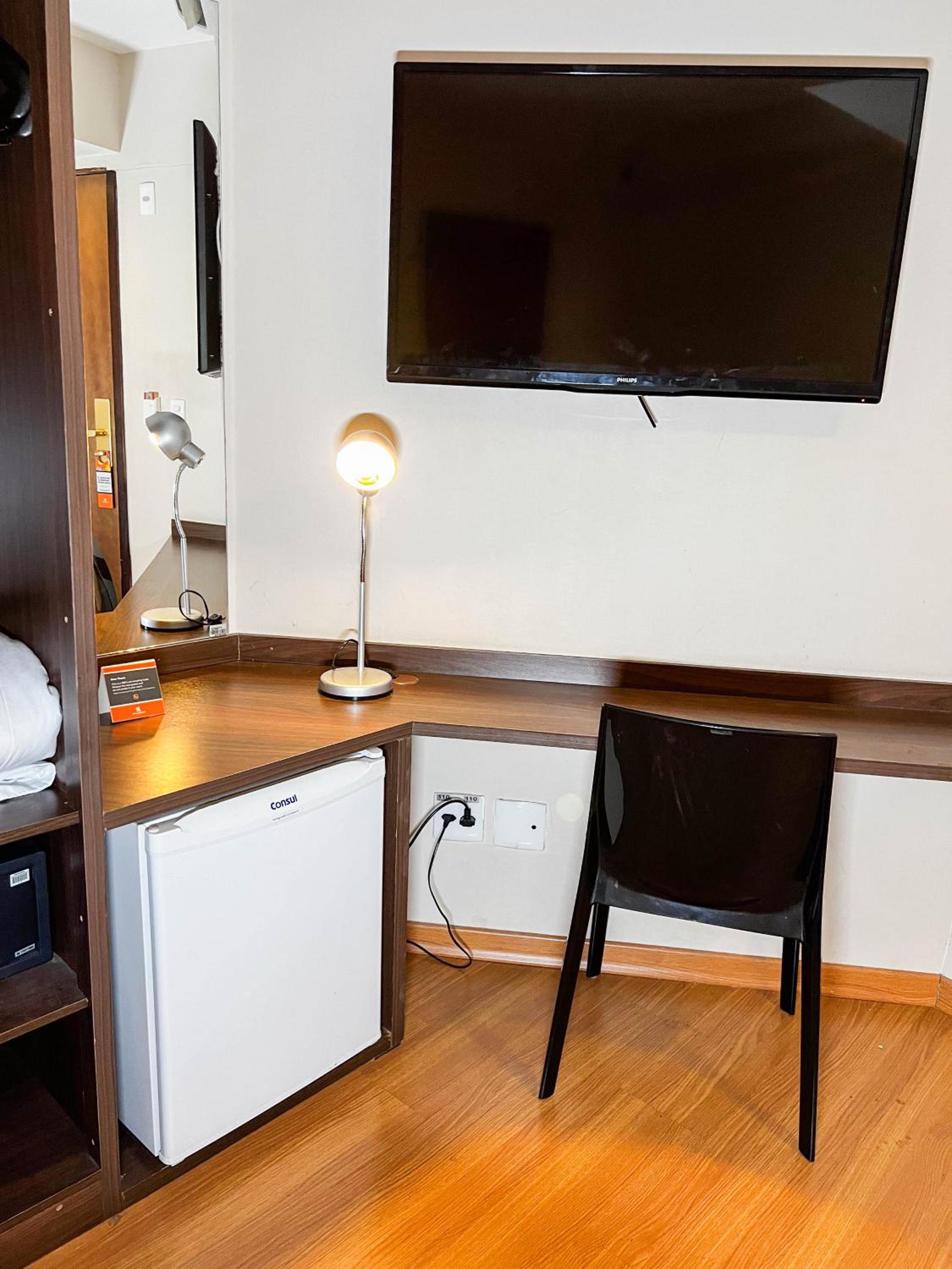 Queen Room with Two Queen Beds - Disability Access