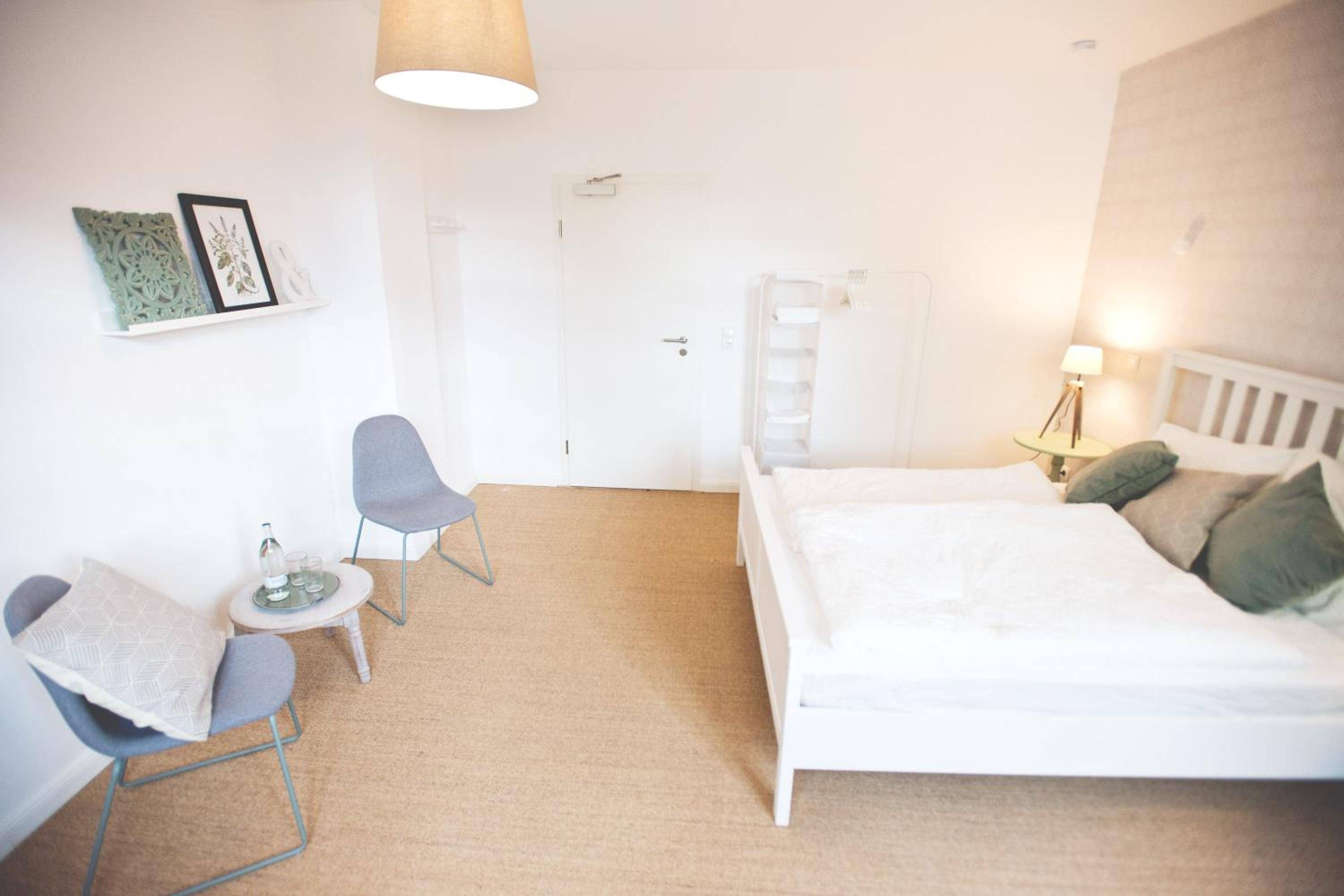 Large Double Room photo 1