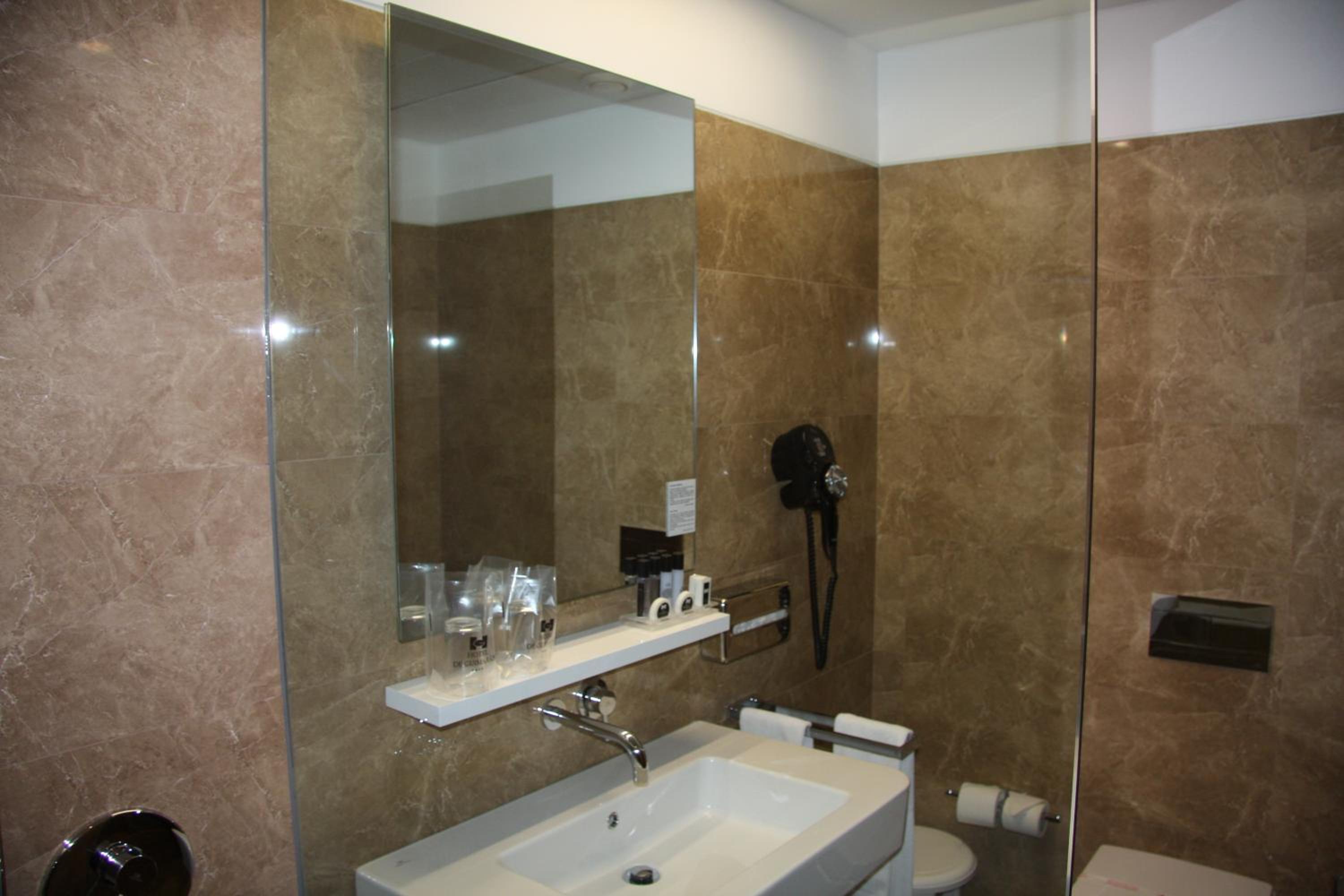 Superior Double Room - Photo 8