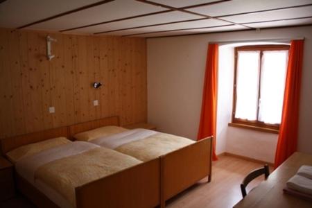Double Room with Shared Bathroom photo 1