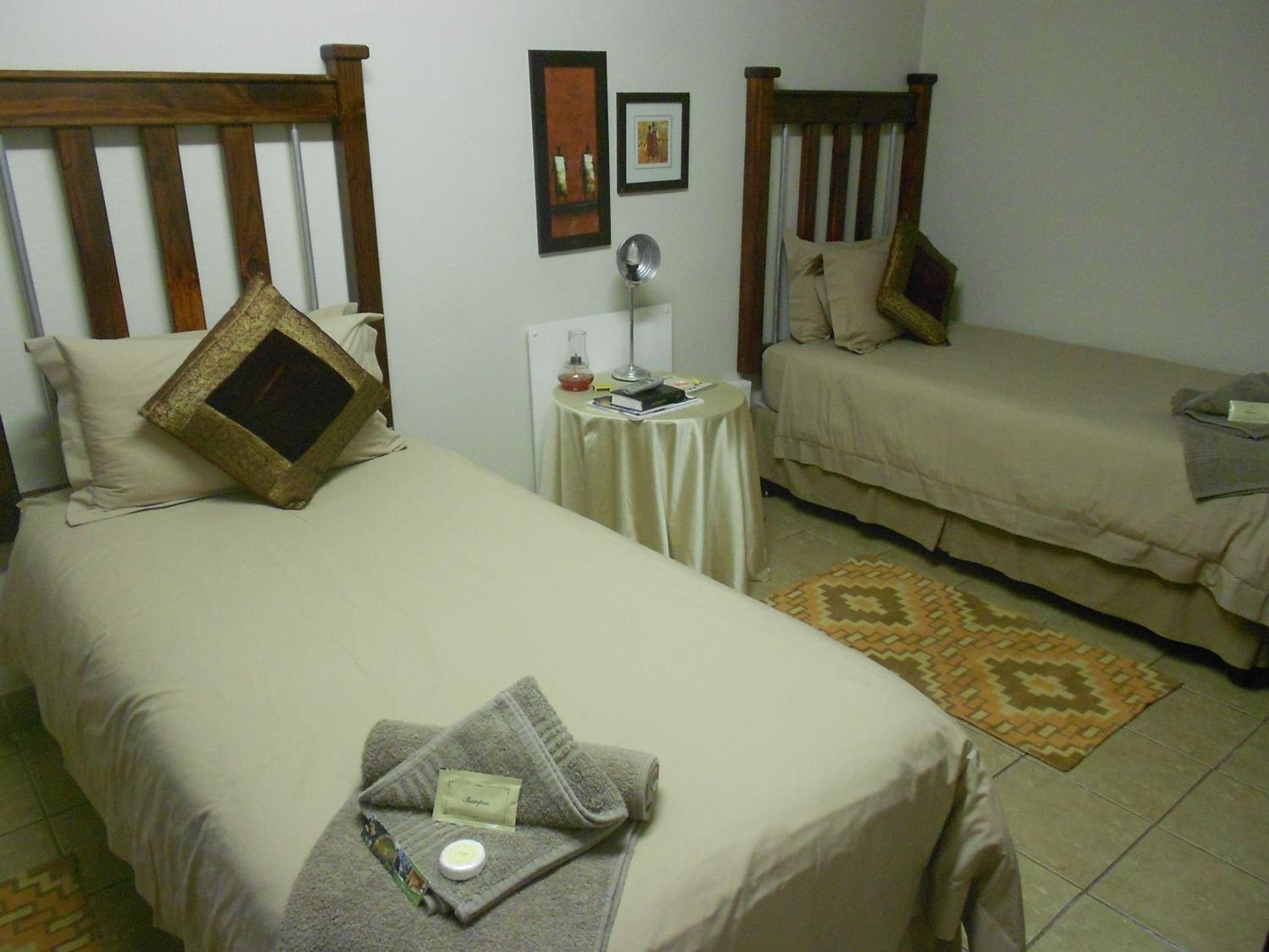 Standard Twin Room