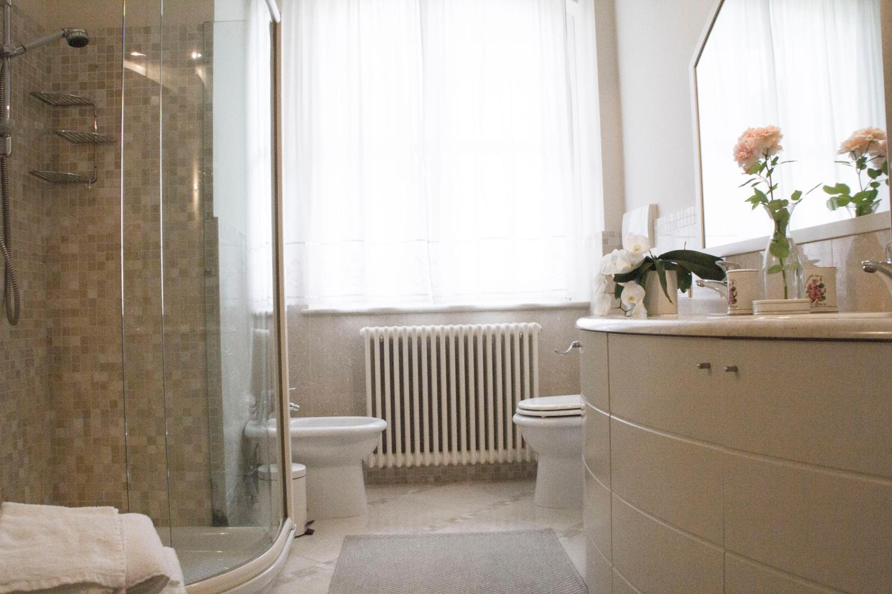 Double or Twin Room with Private External Bathroom photo 2