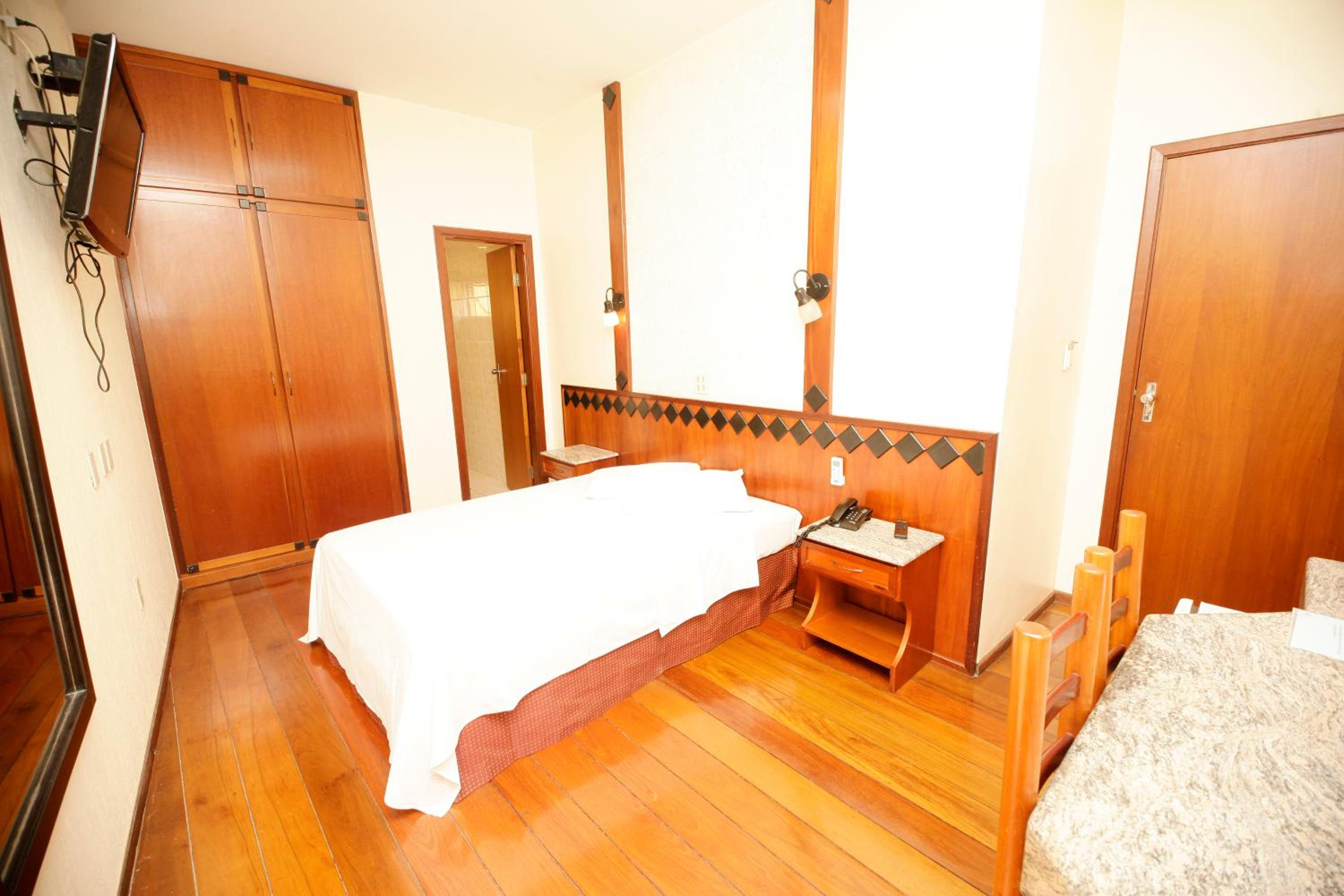 Double or Twin Room photo 1