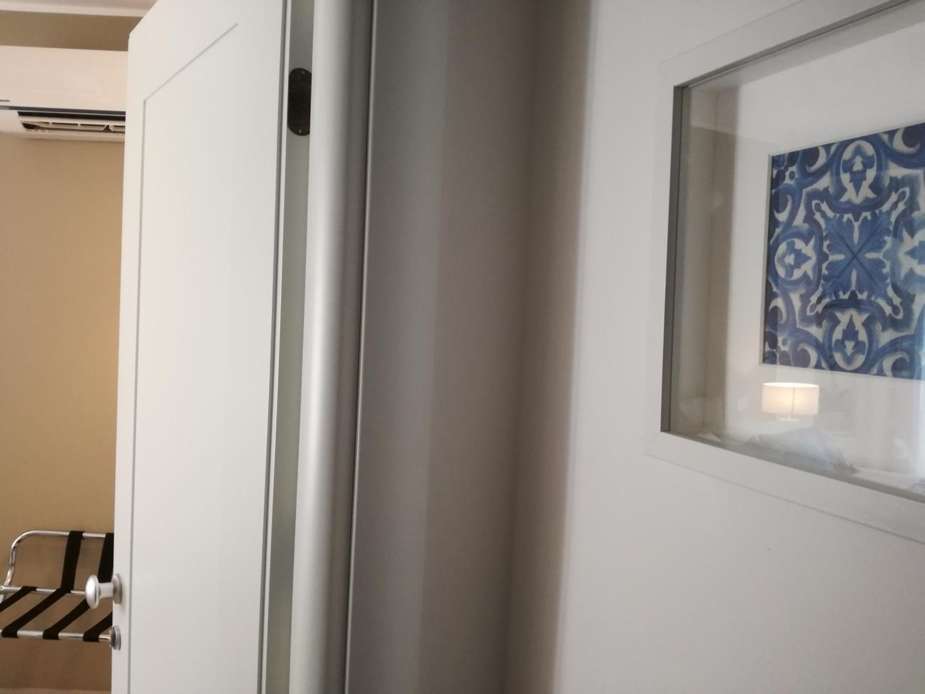 Suite with Terrace - Photo 13