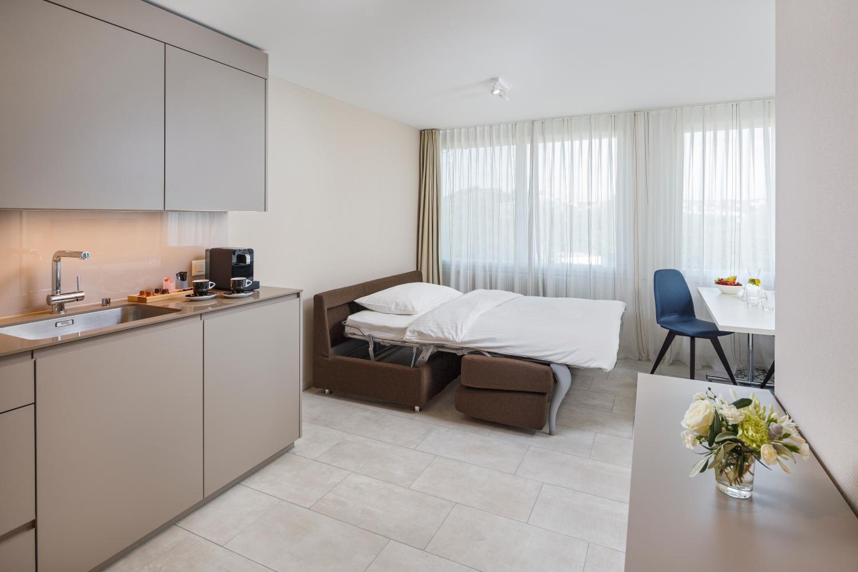 Business Plus Suite photo 2