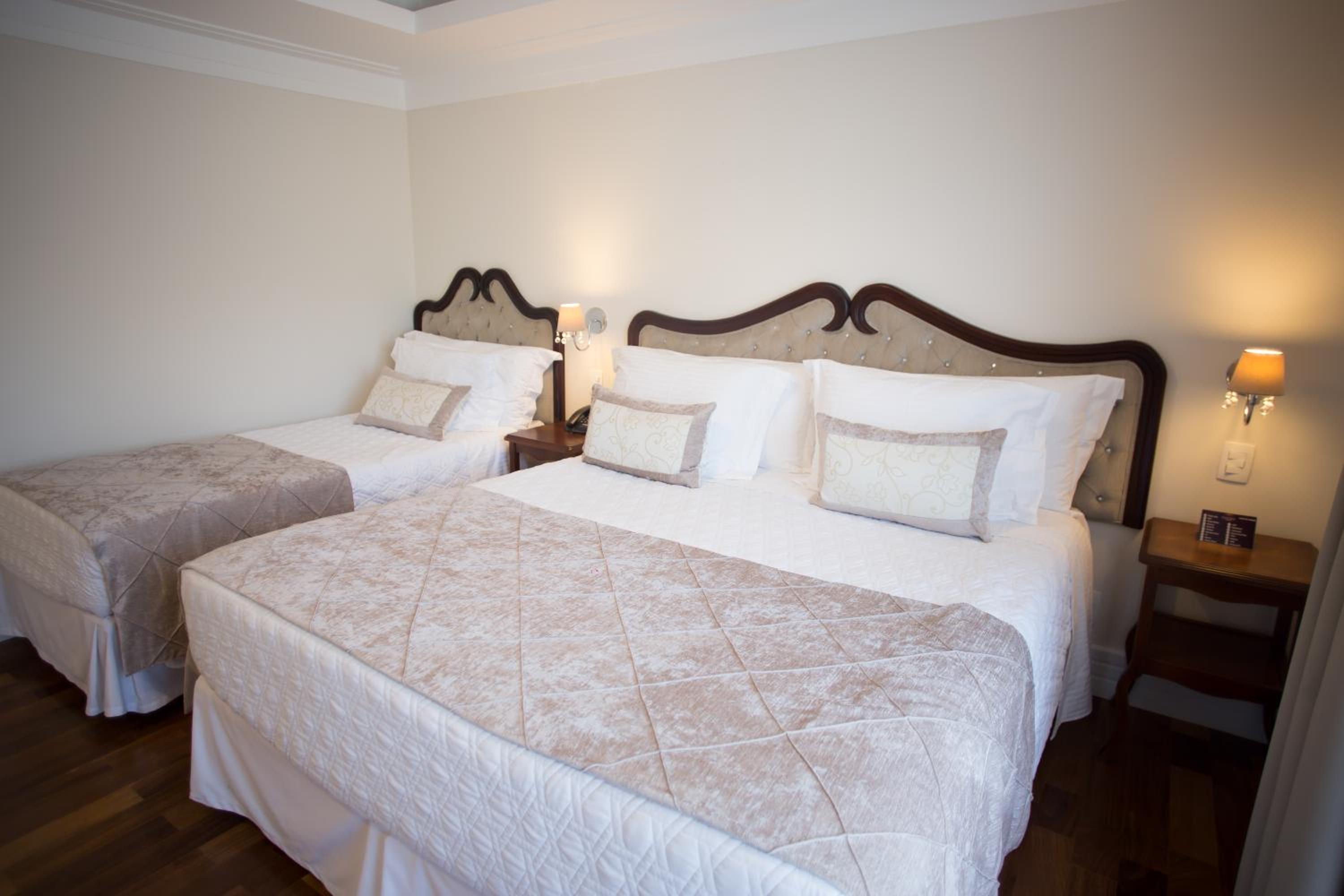 Premium Triple Room - Photo 2