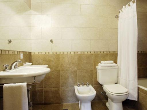Bungalow (2 Adults) photo 3