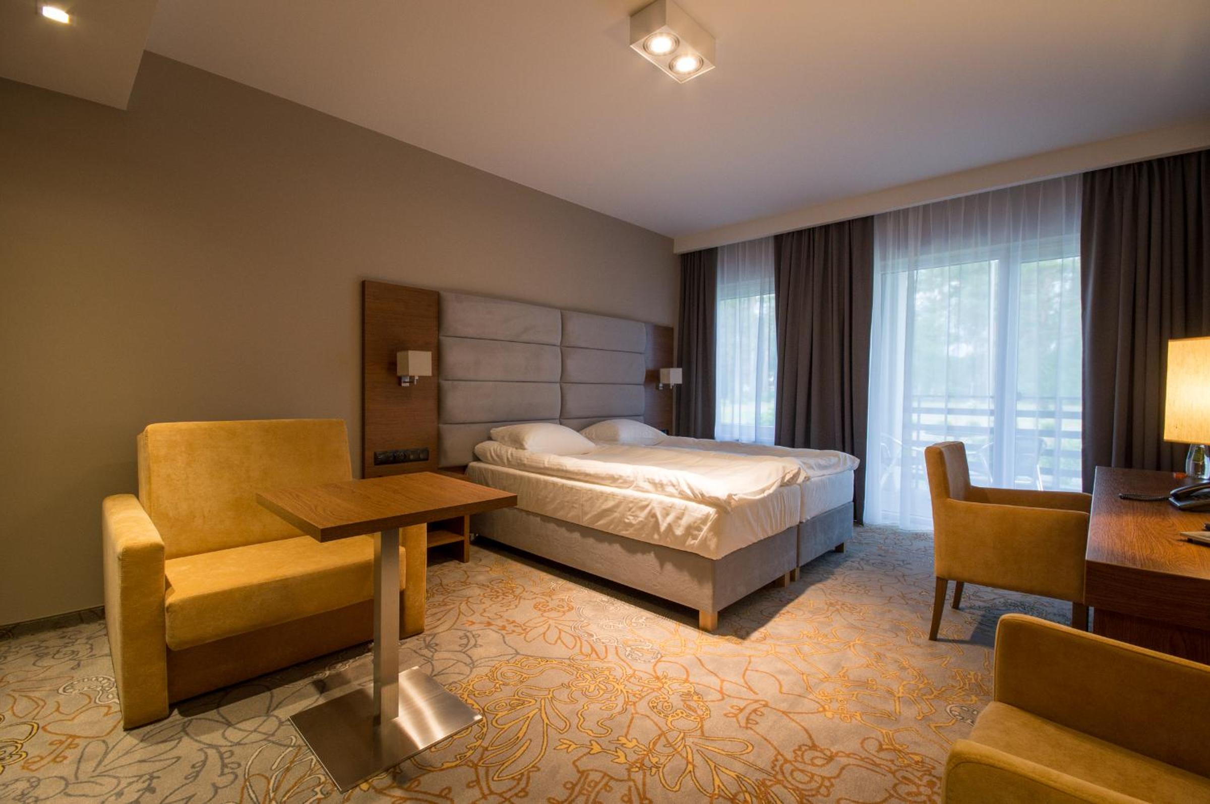 Large Double or Twin Room photo 1