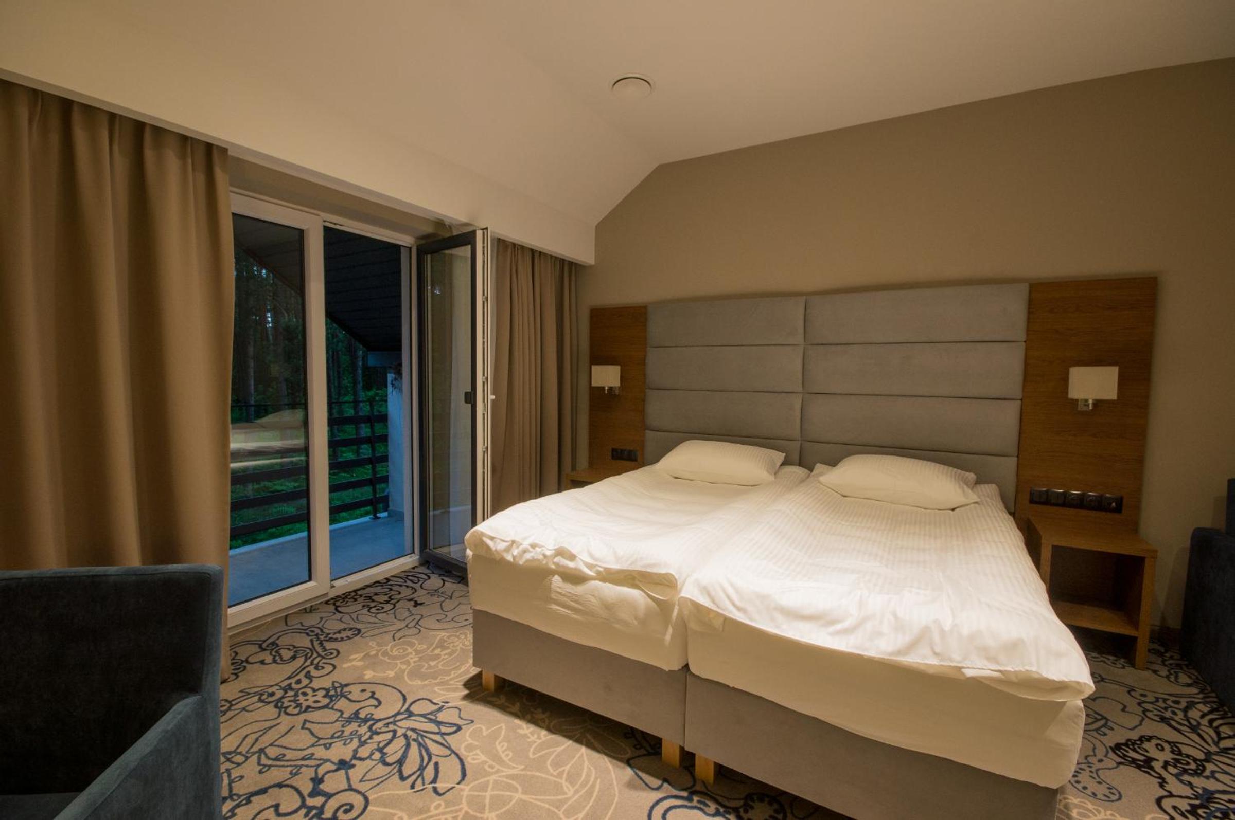 Double or Twin Room with Terrace photo 3