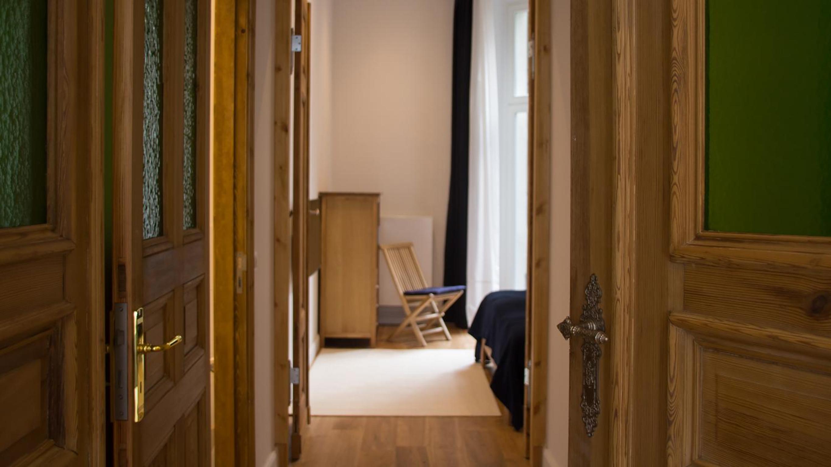 Apartment - Ground Floor photo 3