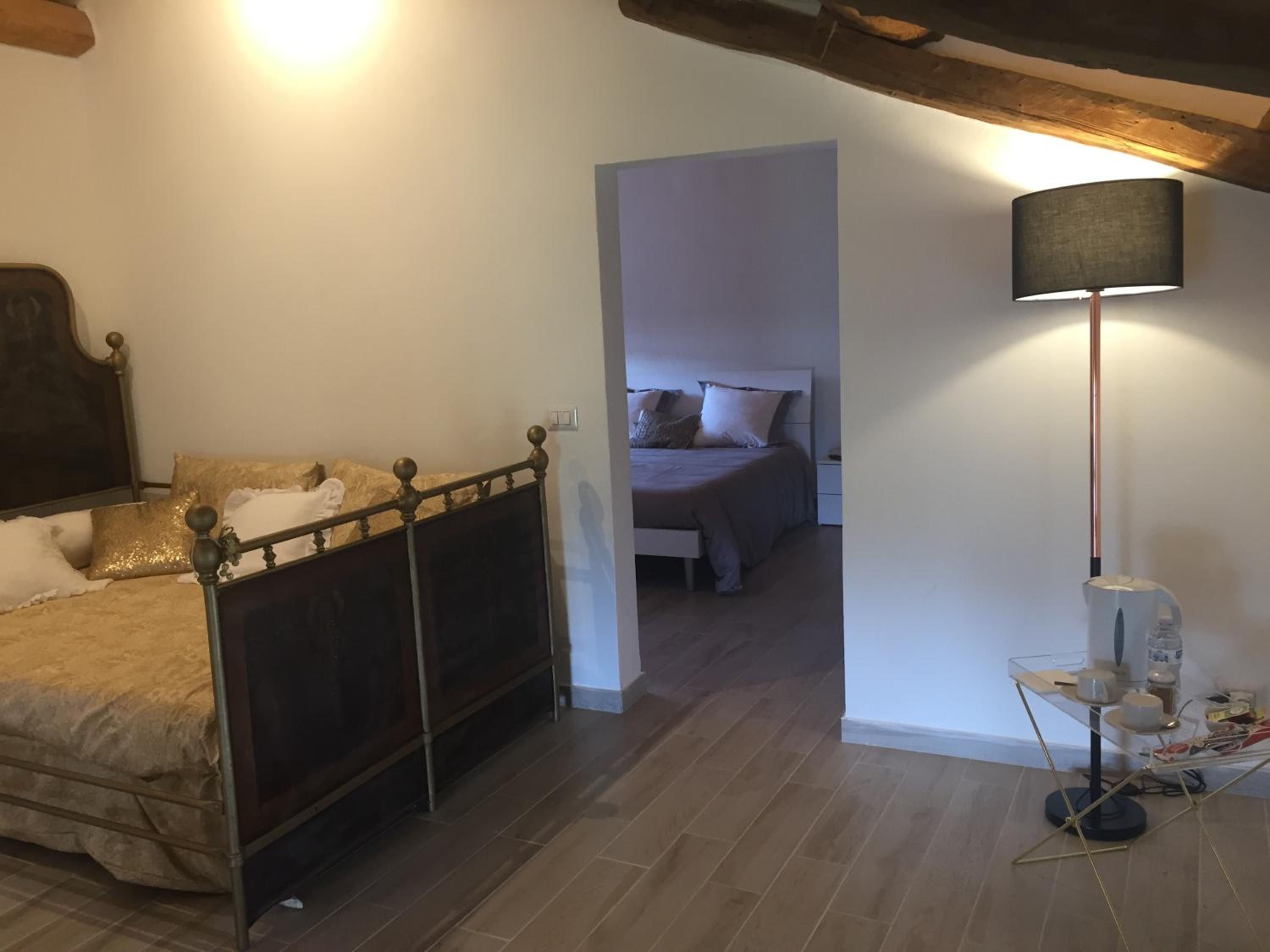 Double Room with Private Bathroom photo 1