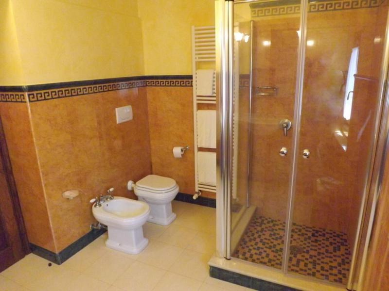 Deluxe Double Room - Photo 4