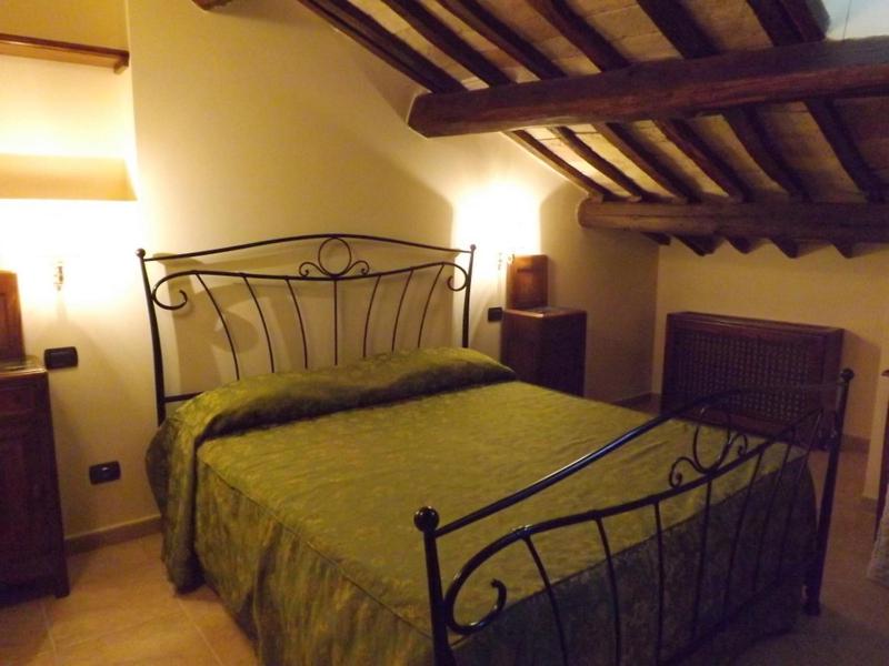 Classic Double or Twin Room - Photo 11