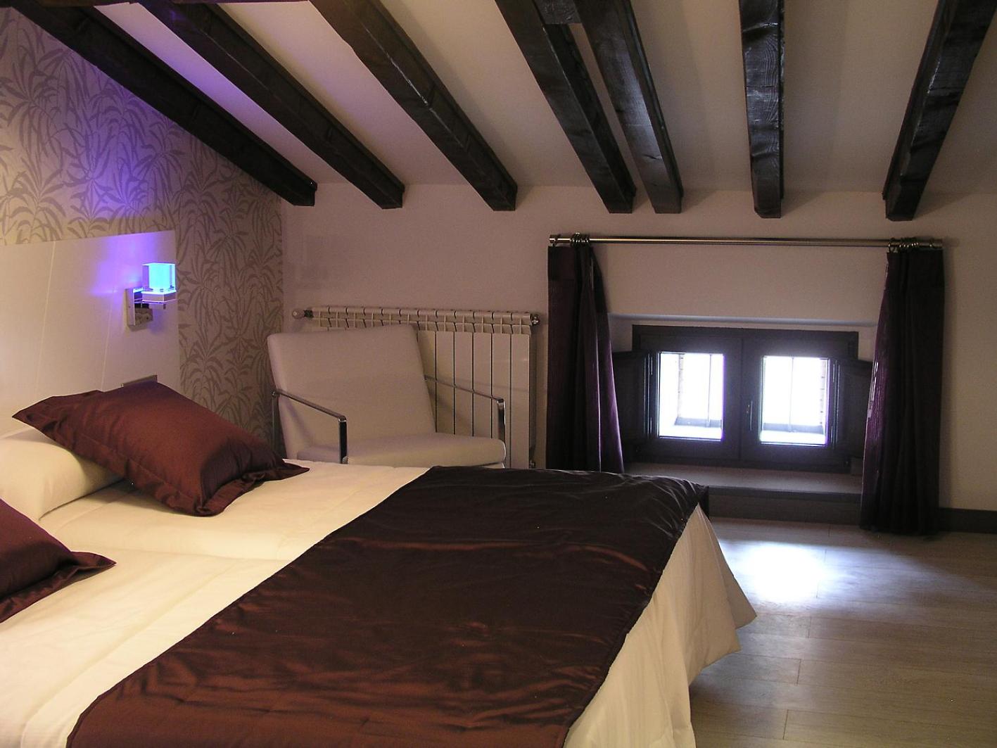 Double or Twin Room photo 3