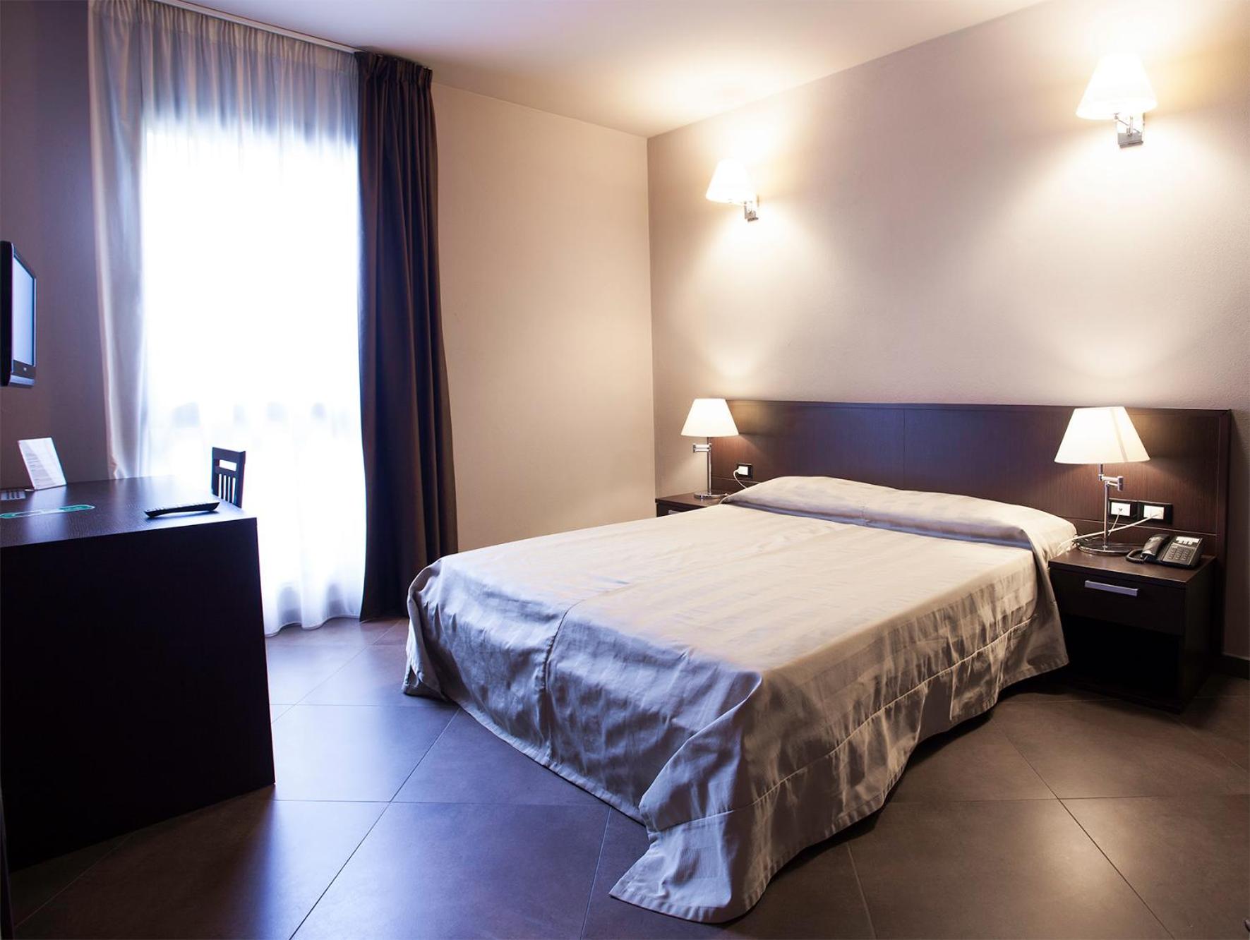 Double or Twin Room photo 1