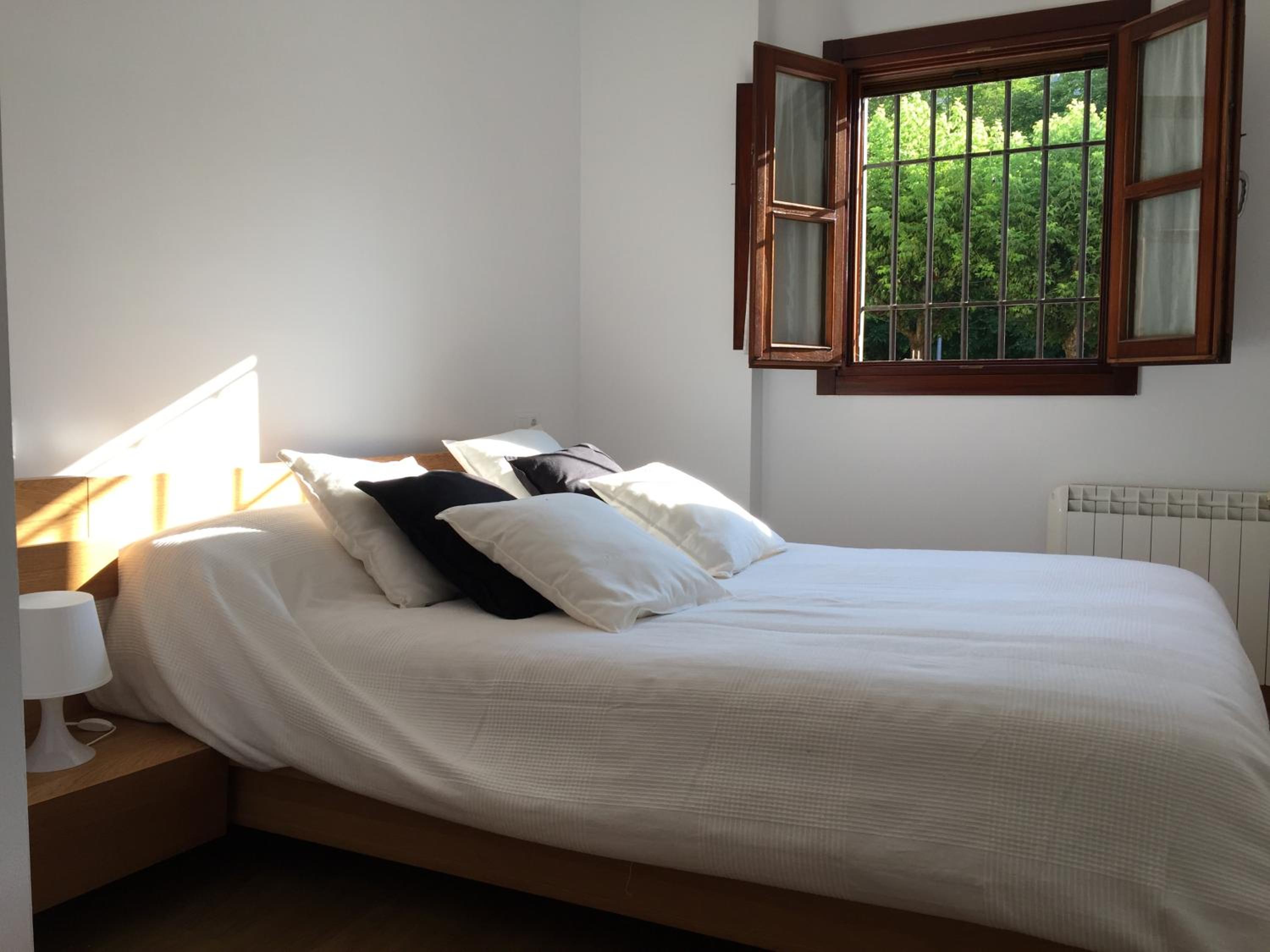 Apartment - Ground Floor - Photo 1