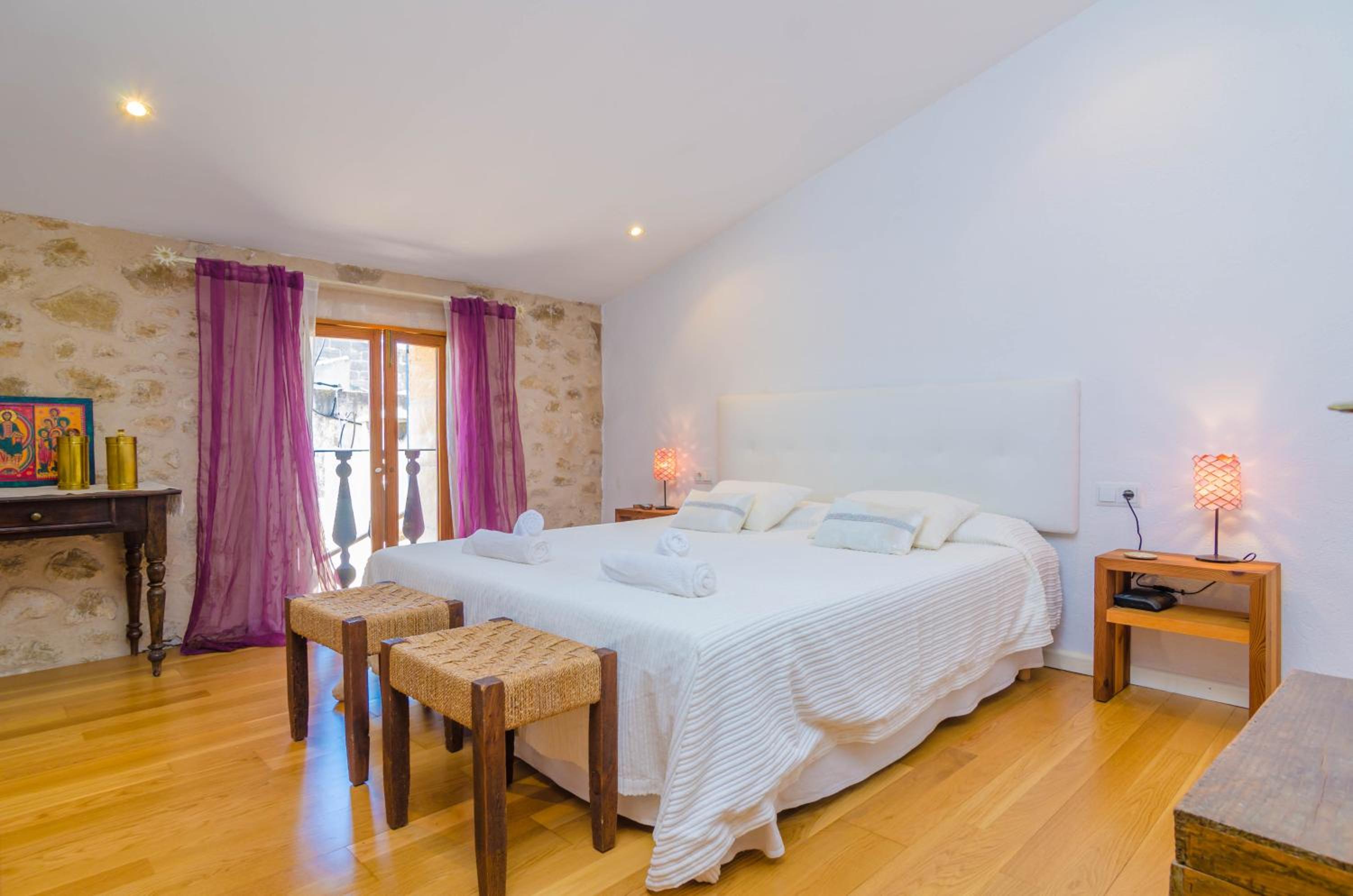 Villa photo 2
