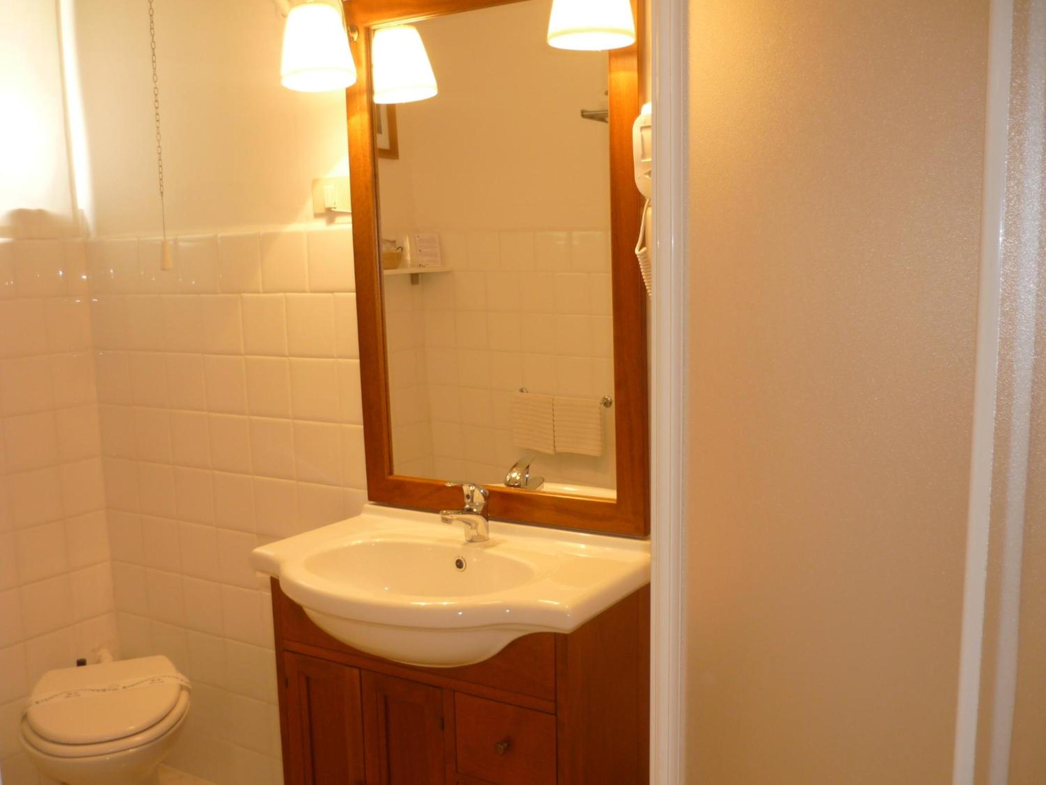 Economy Double or Twin Room - Photo 3