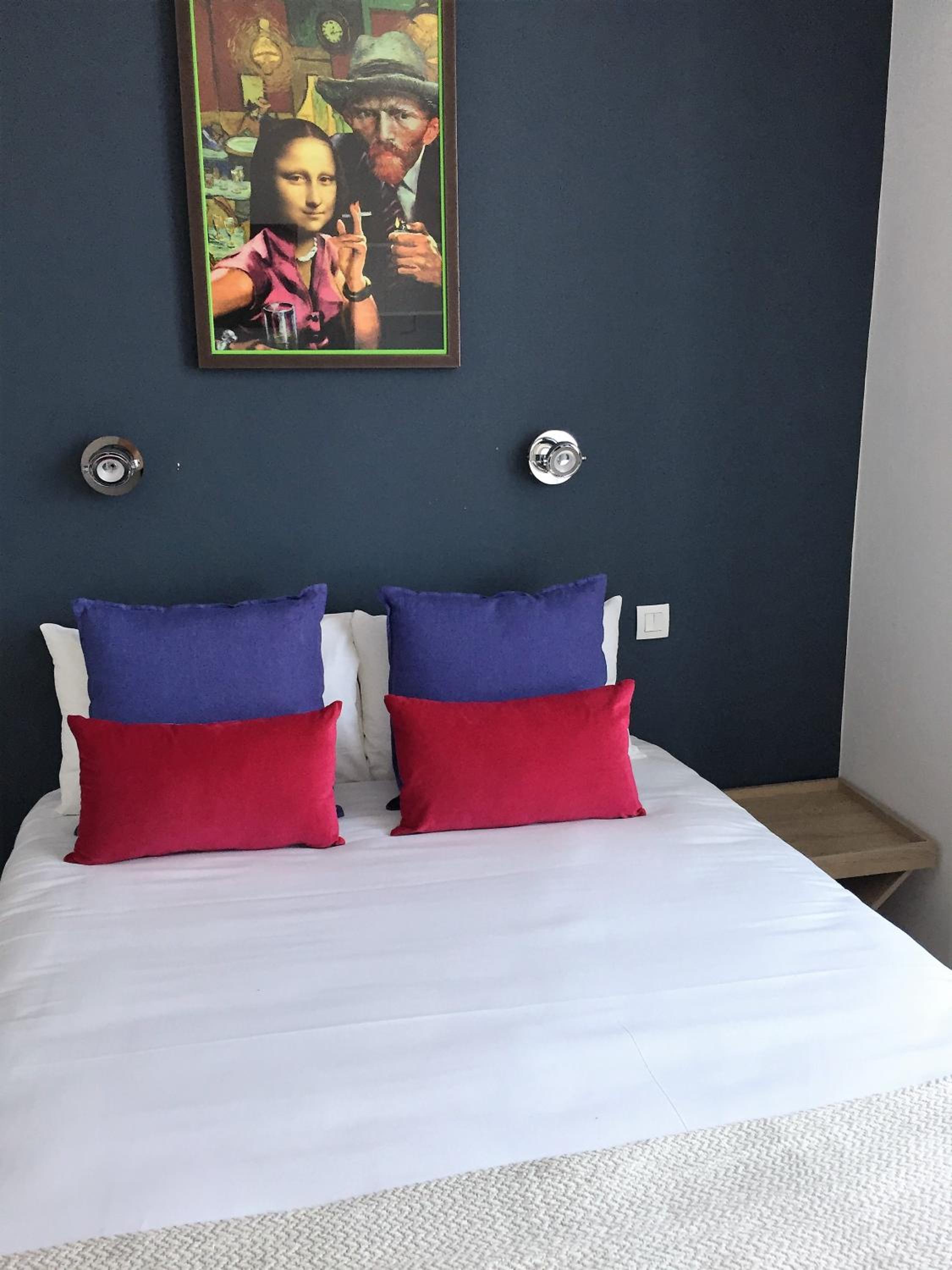 Small Double Room - Photo 9