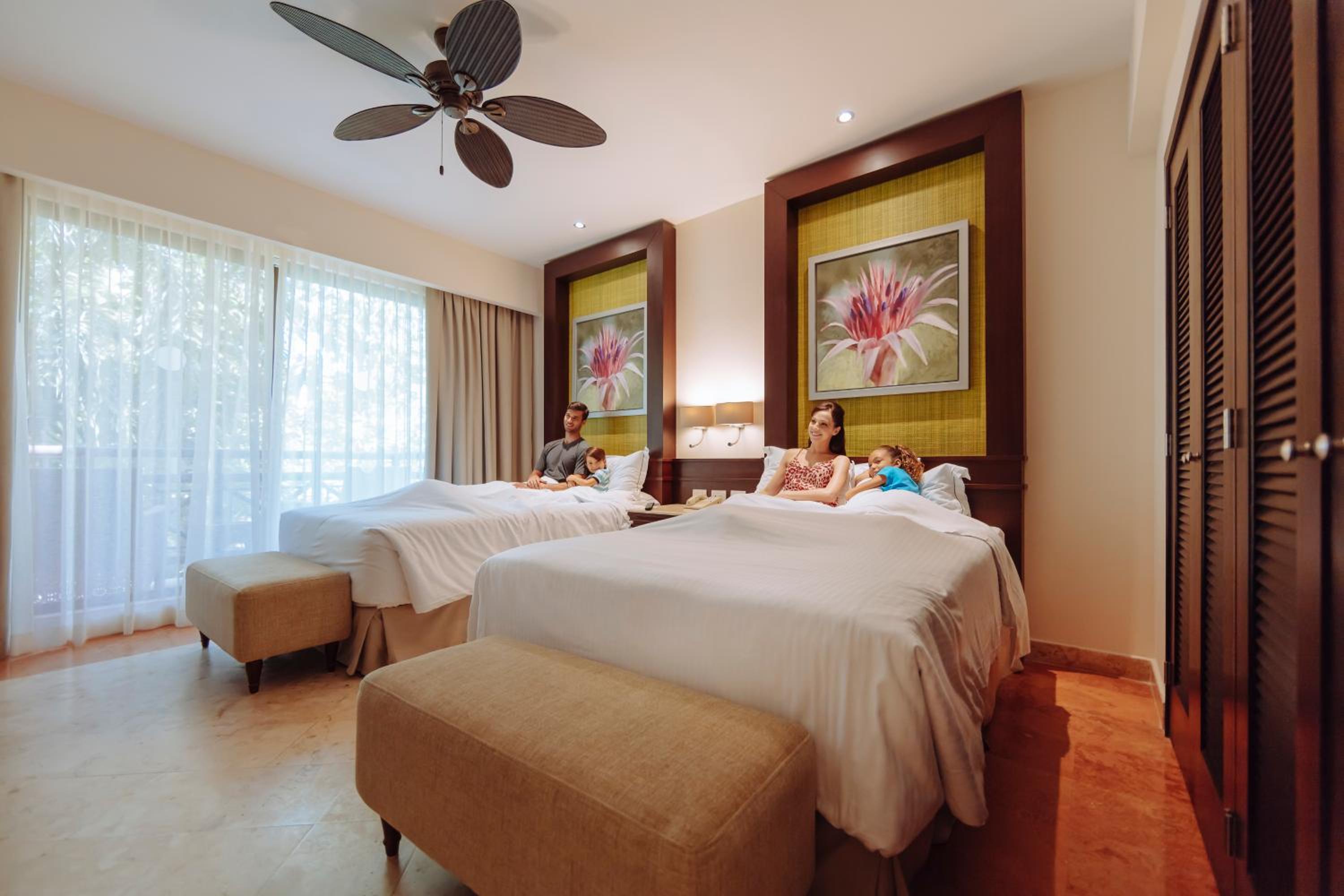 Deluxe Room (Unlimited Xcaret Xperience - Basic Entrance) thumbnail 5