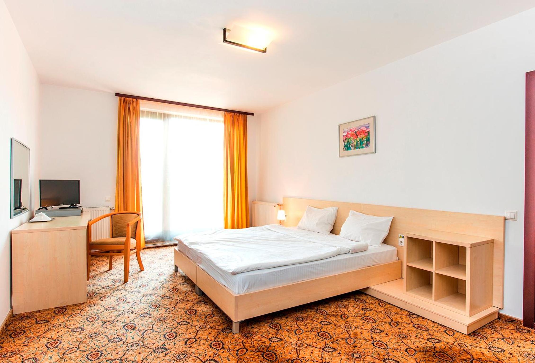 Double or Twin Room - Photo 1