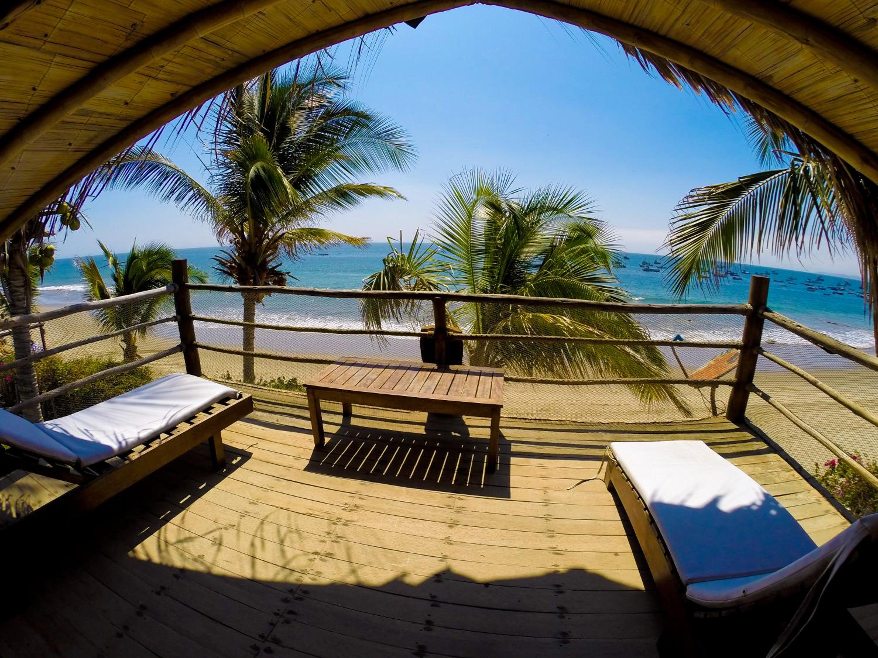 Bungalow (6 Adults) with Sea View - Photo 4