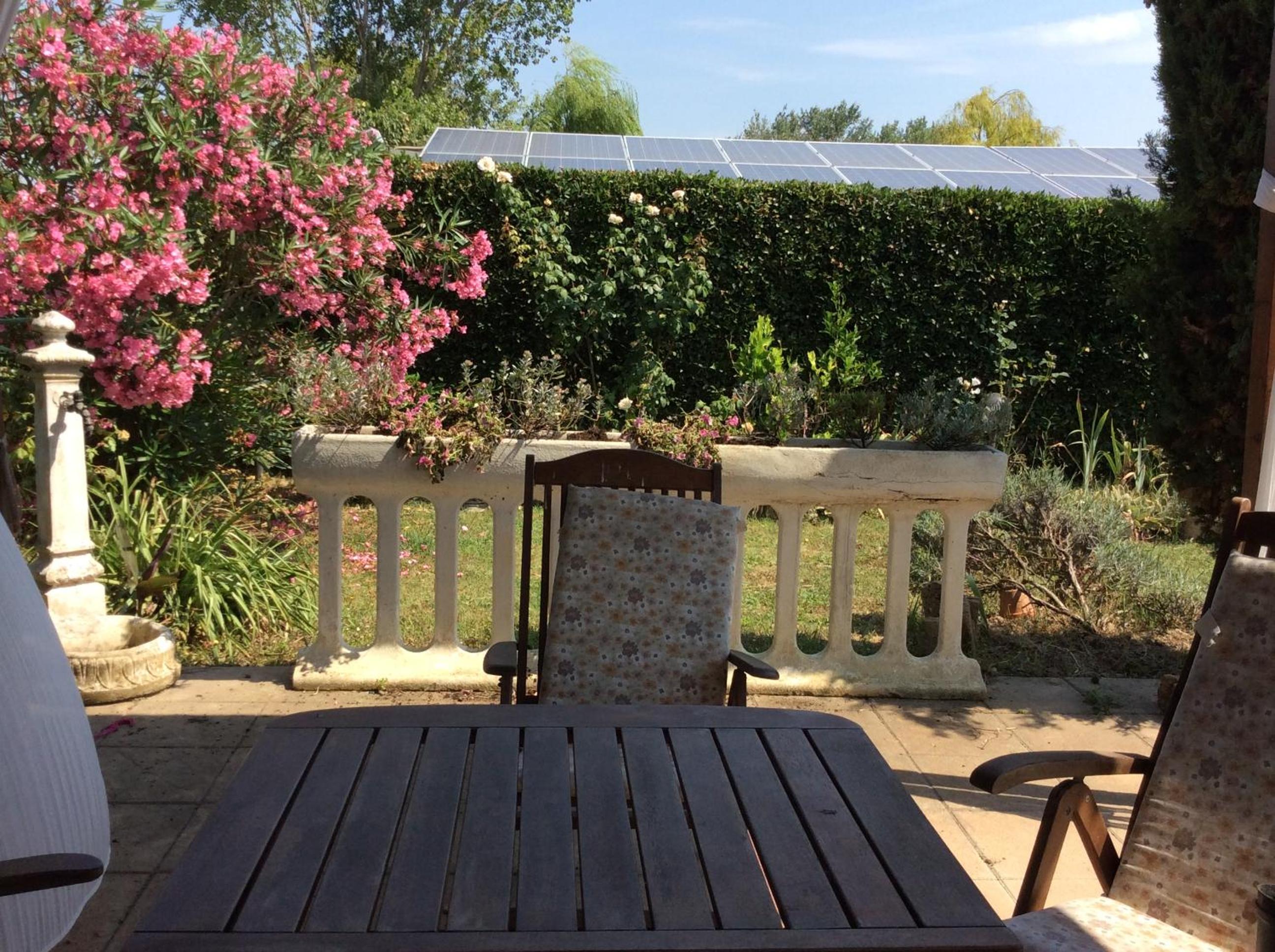 Triple Room with Garden View - Photo 15