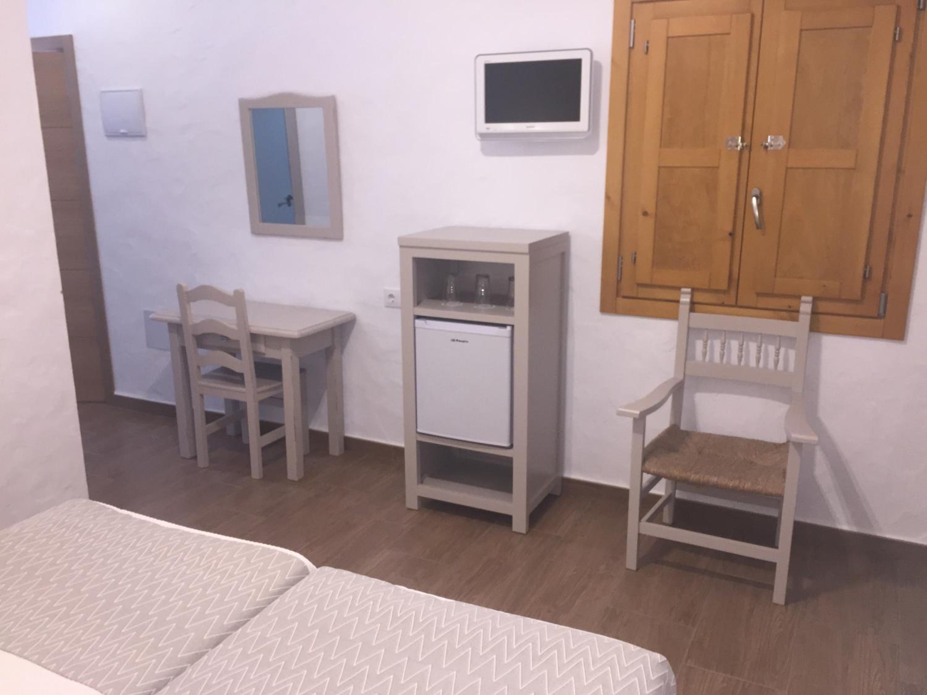 Habitación Cuádruple con Baño Privado
