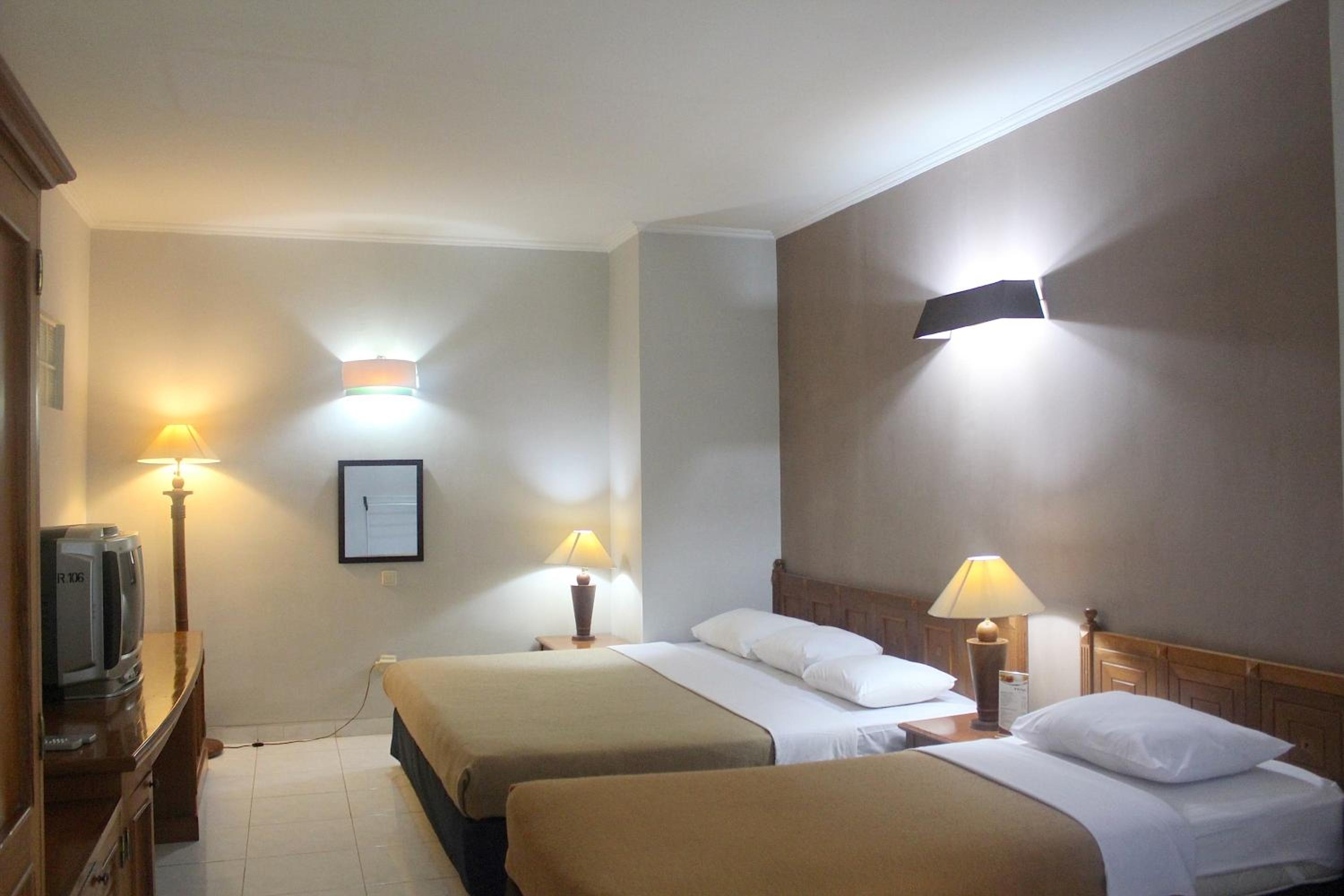 Family Suite with Balcony