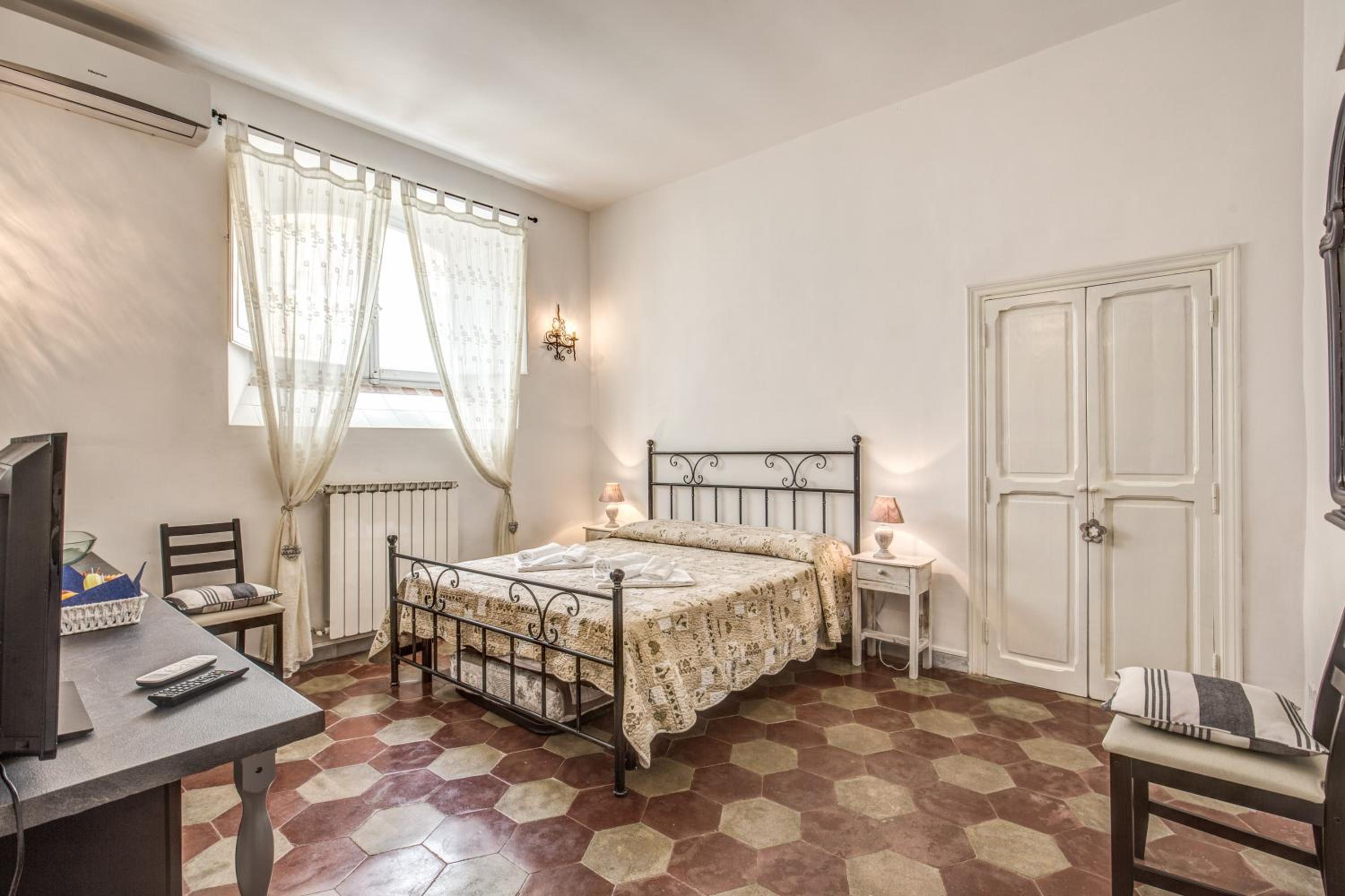 Triple Room photo 2