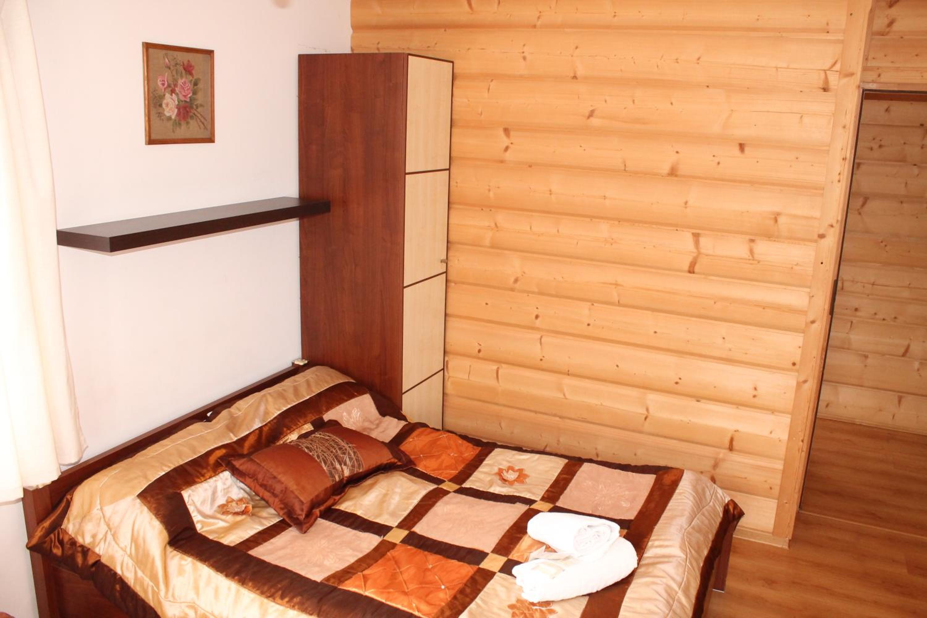 Quadruple Room - Photo 14