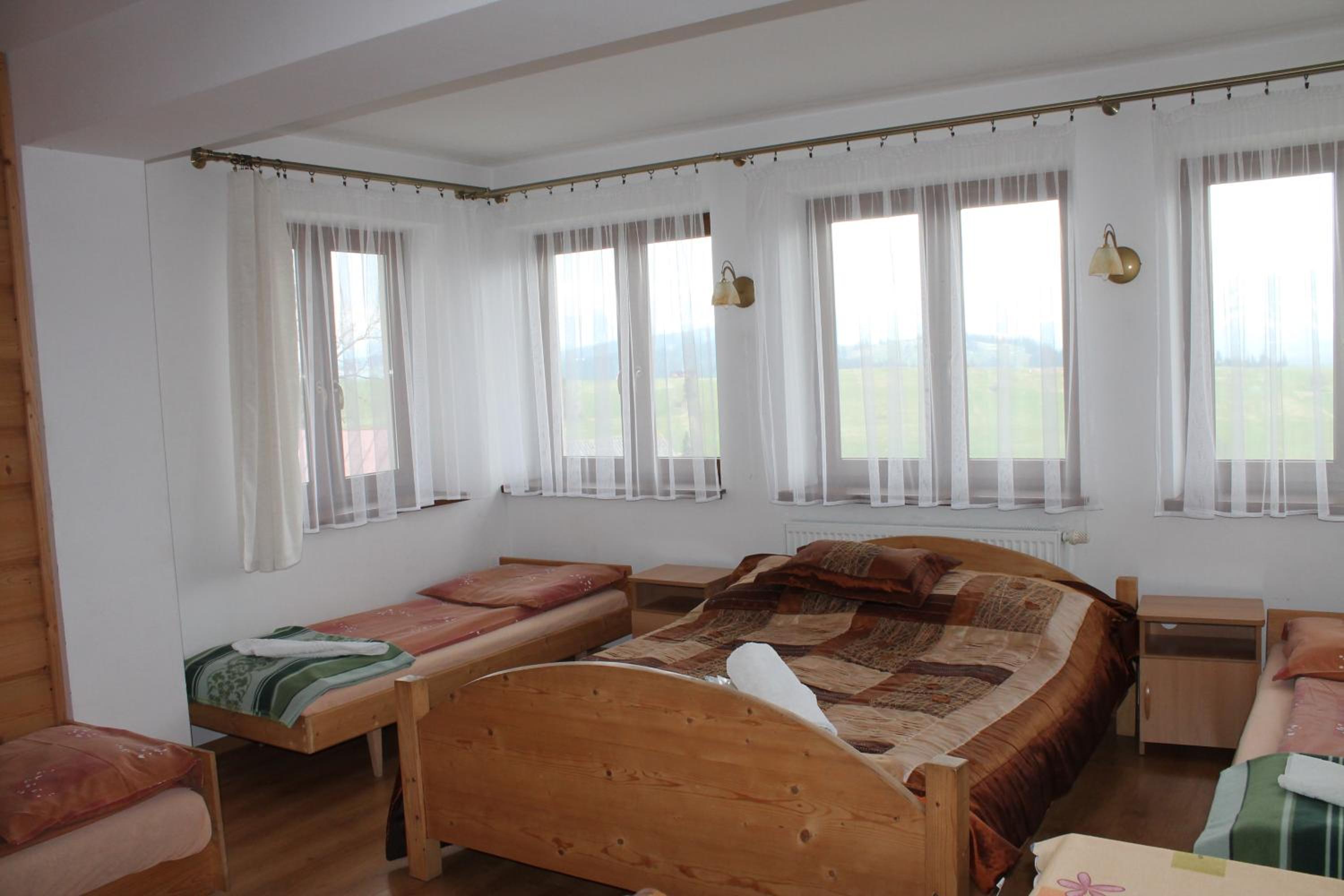 Quintuple Room - Photo 1