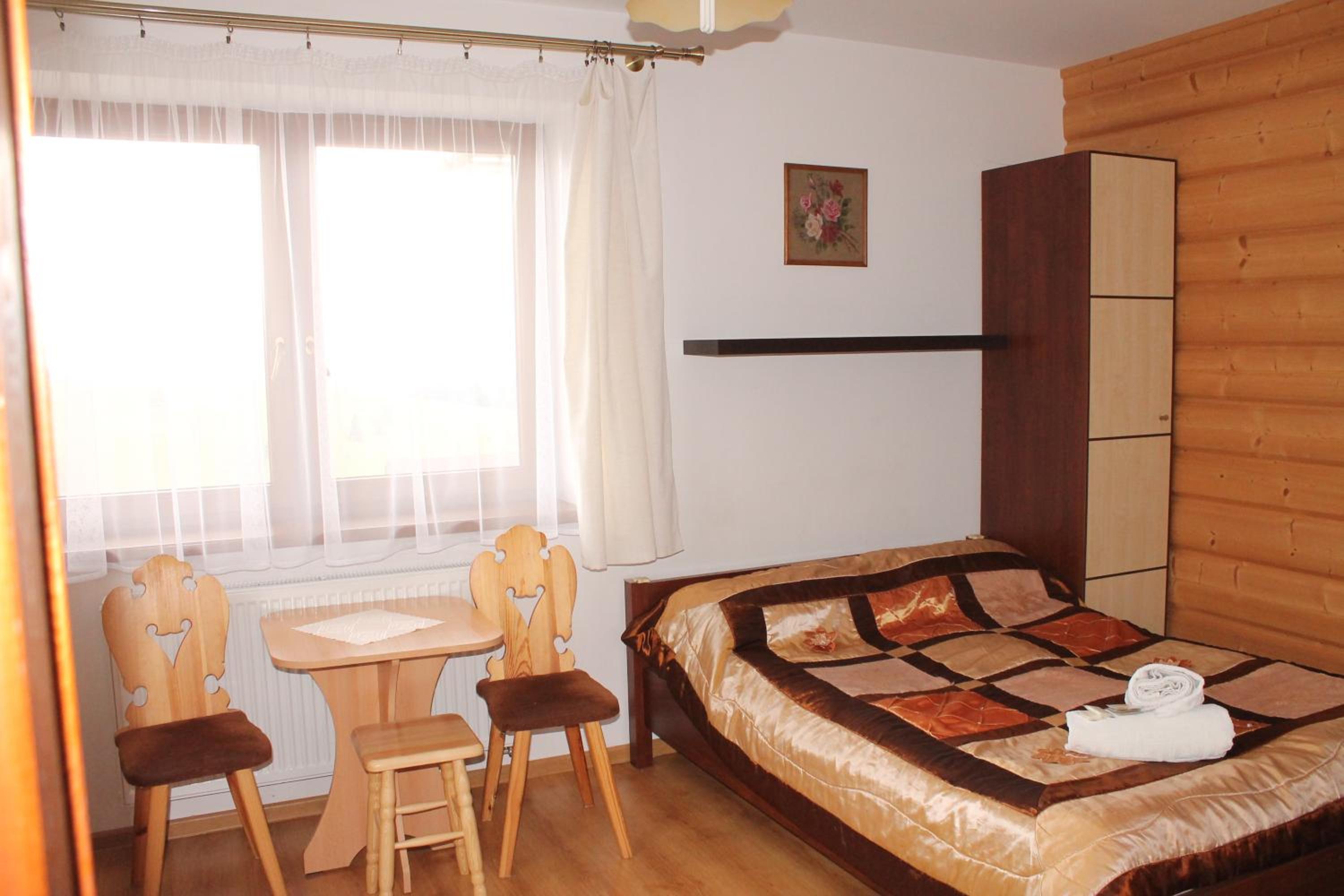 Quadruple Room - Photo 8