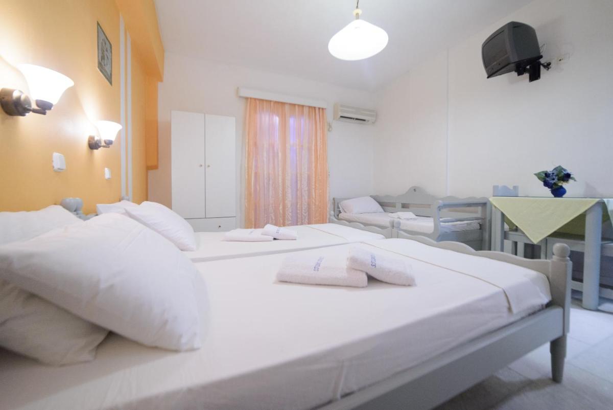 Semi-Basement Quadruple Room